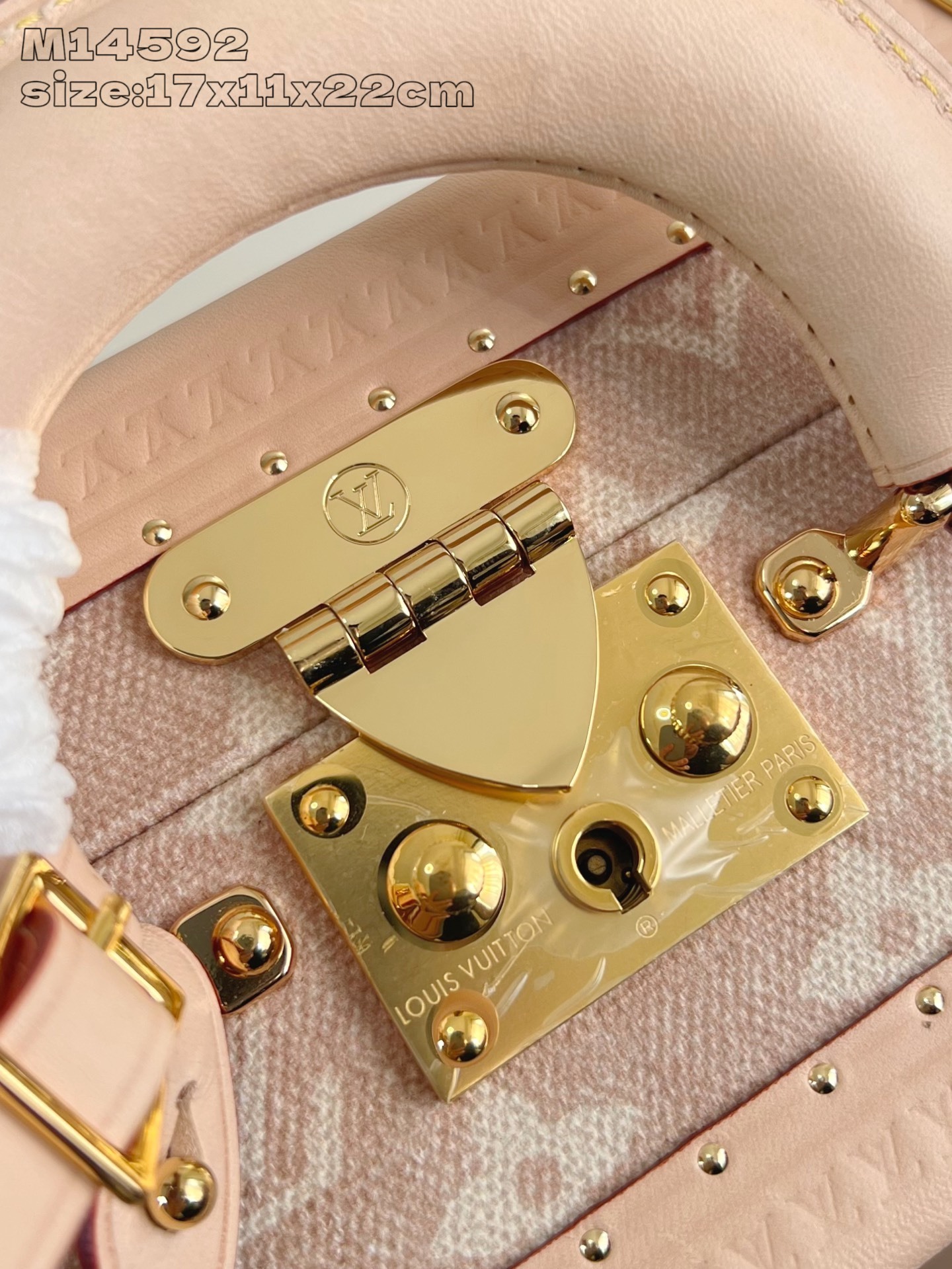 [Pre-order]กระเป๋าสะพาย ouis Vuitton Hard-sided Trunk Bag M14592 งานคุณภาพที่ดีที่สุด