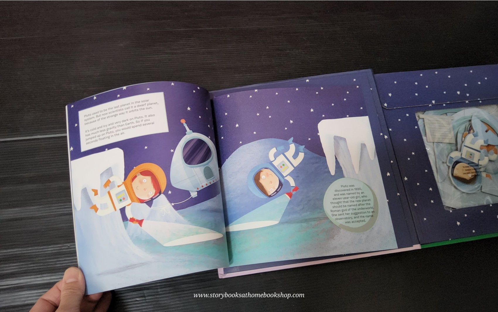 BOOK AND MODEL SET ** 🍅🍅SPACE ADVENTURE!