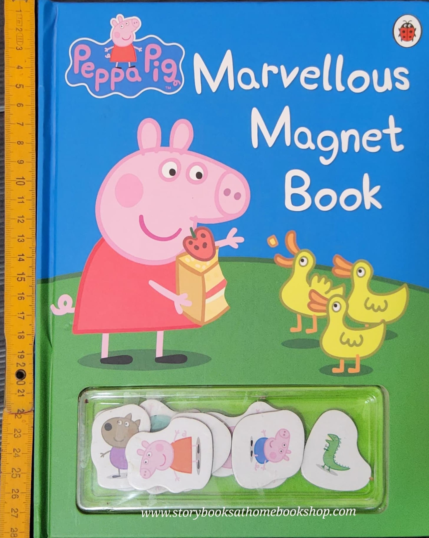 MAGNET BOOK** 🍅PEPPA PIG MARVELLOUS MAGNET BOOK