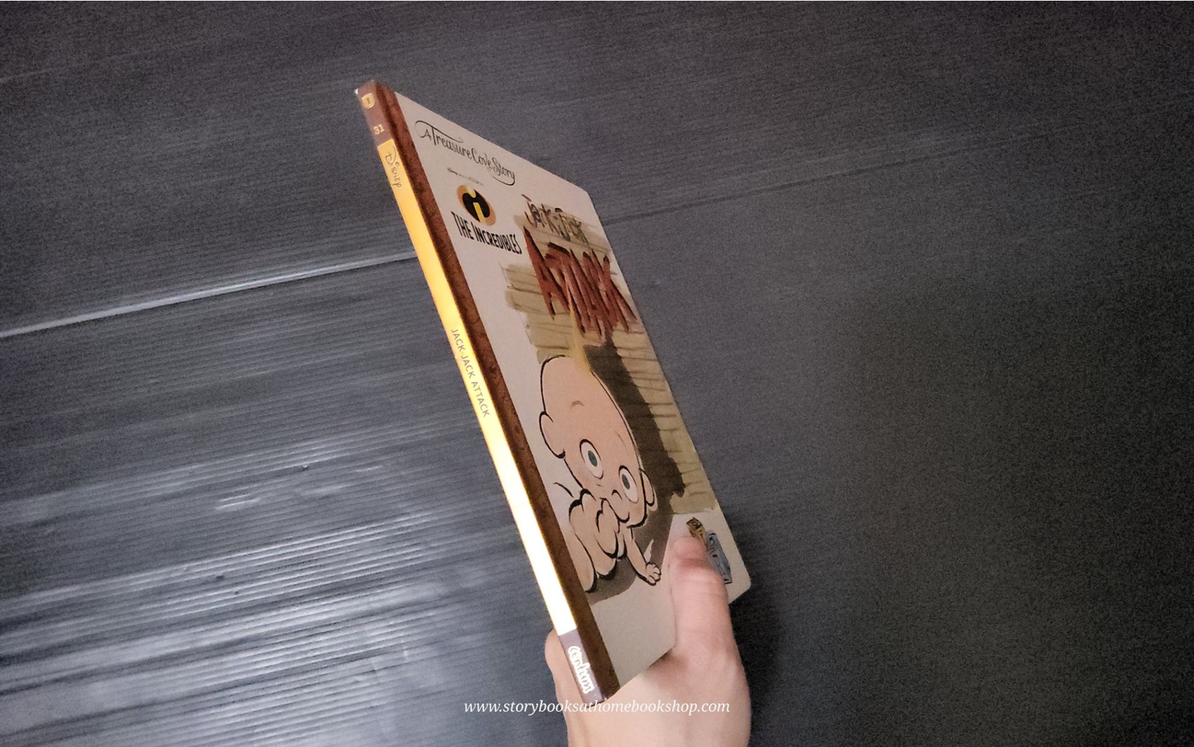 หนังสือนิทานปกแข็ง** 🍅🍅A TREASURE COVE STORY:THE INCREDIBLES JACK-JACK ATTACK