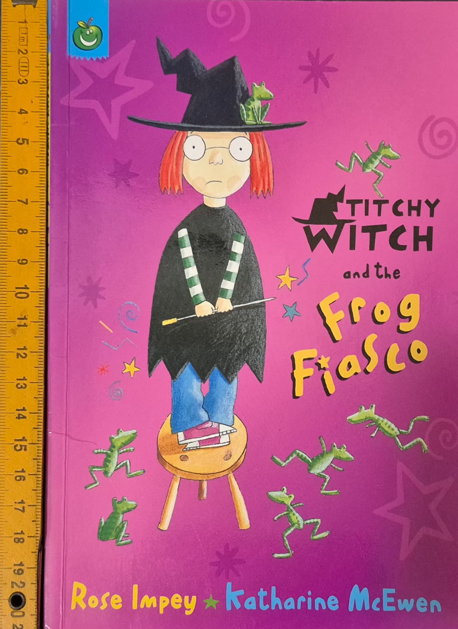หนังสือนิทานปกอ่อน** 🍅🍓TITCHY WITCH AND THE FROG FIASCO