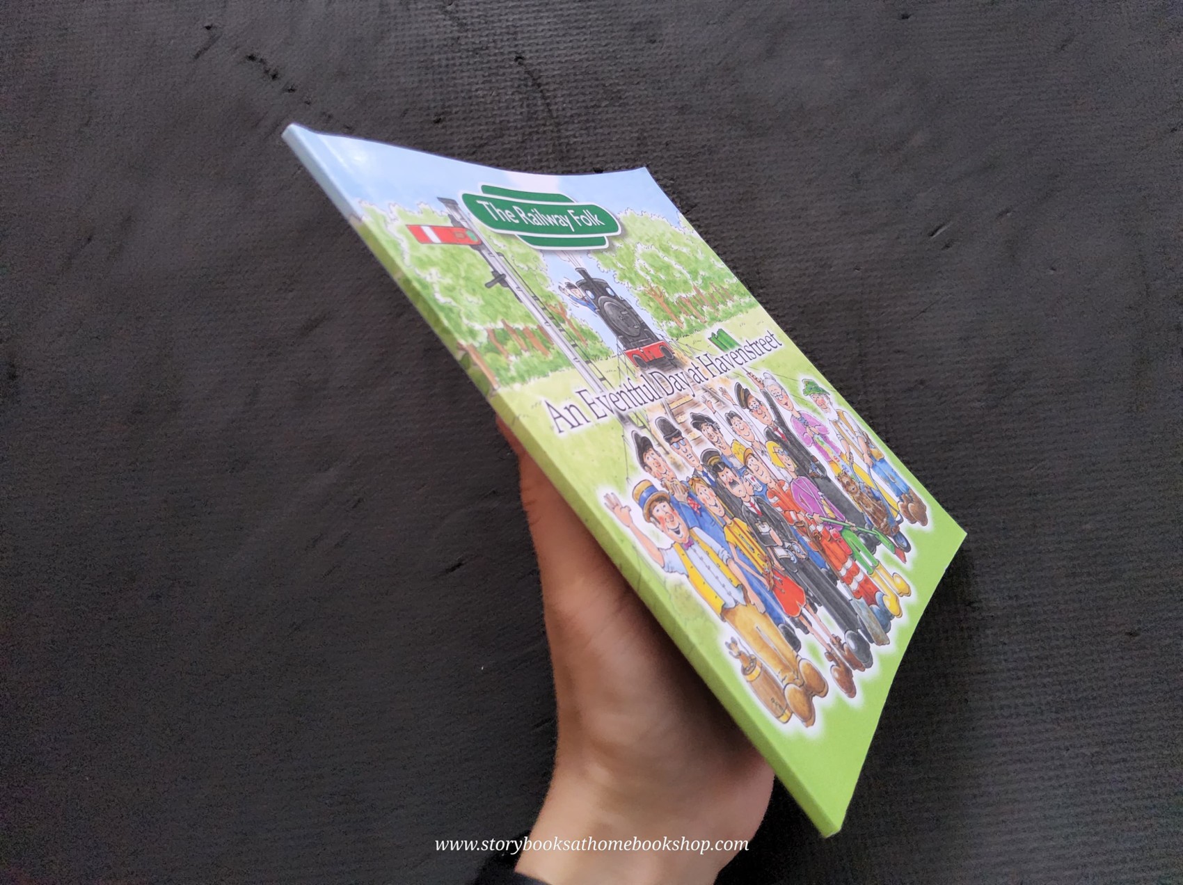 หนังสือนิทานปกอ่อน** 🍅THE RAILWAY FOLK:AN EVENFUL DAY AT HAVENSTREET