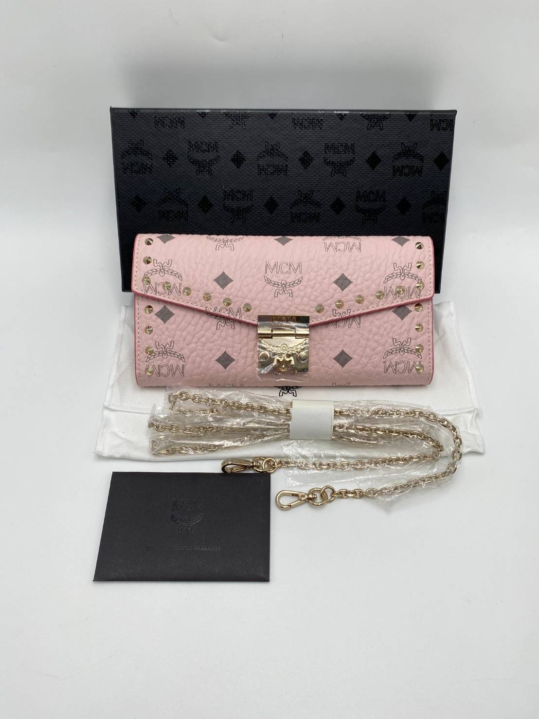 New Mcm woc 7.5" หมุด อุปกรณ์ กล่อง ถุงผ้า การ์ด ถุงกระดาษ shop king power