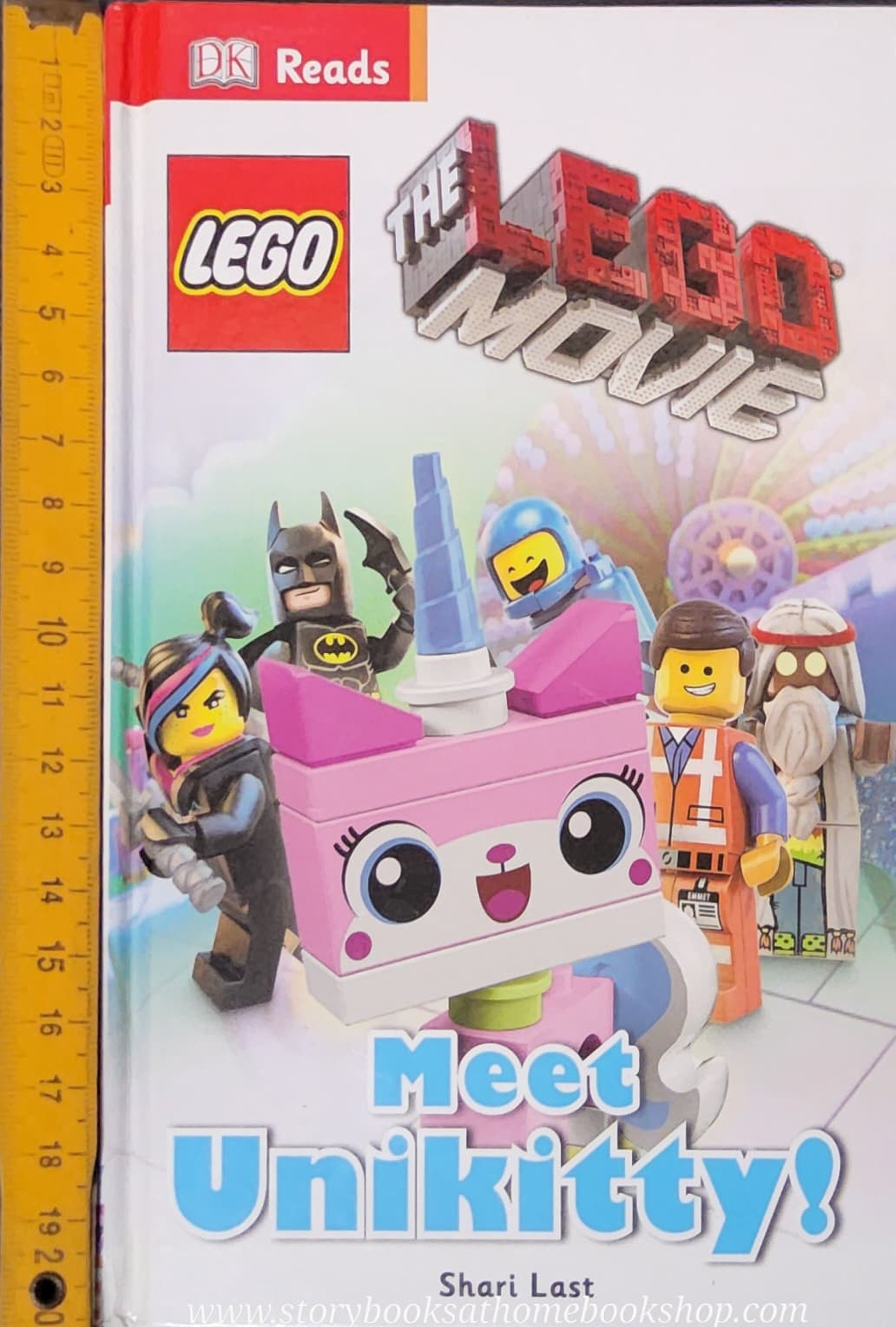หนังสือนิทานปกแข็ง** 🍓🍓THE LEGO MOVIE MEET UNIKITTY?