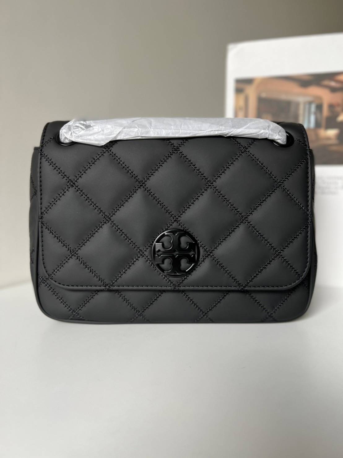 New Tory Burch Willa Shoulder Bag Matte ขนาด 9 3/4"(W)x 8" (H)x 4.5"(D)