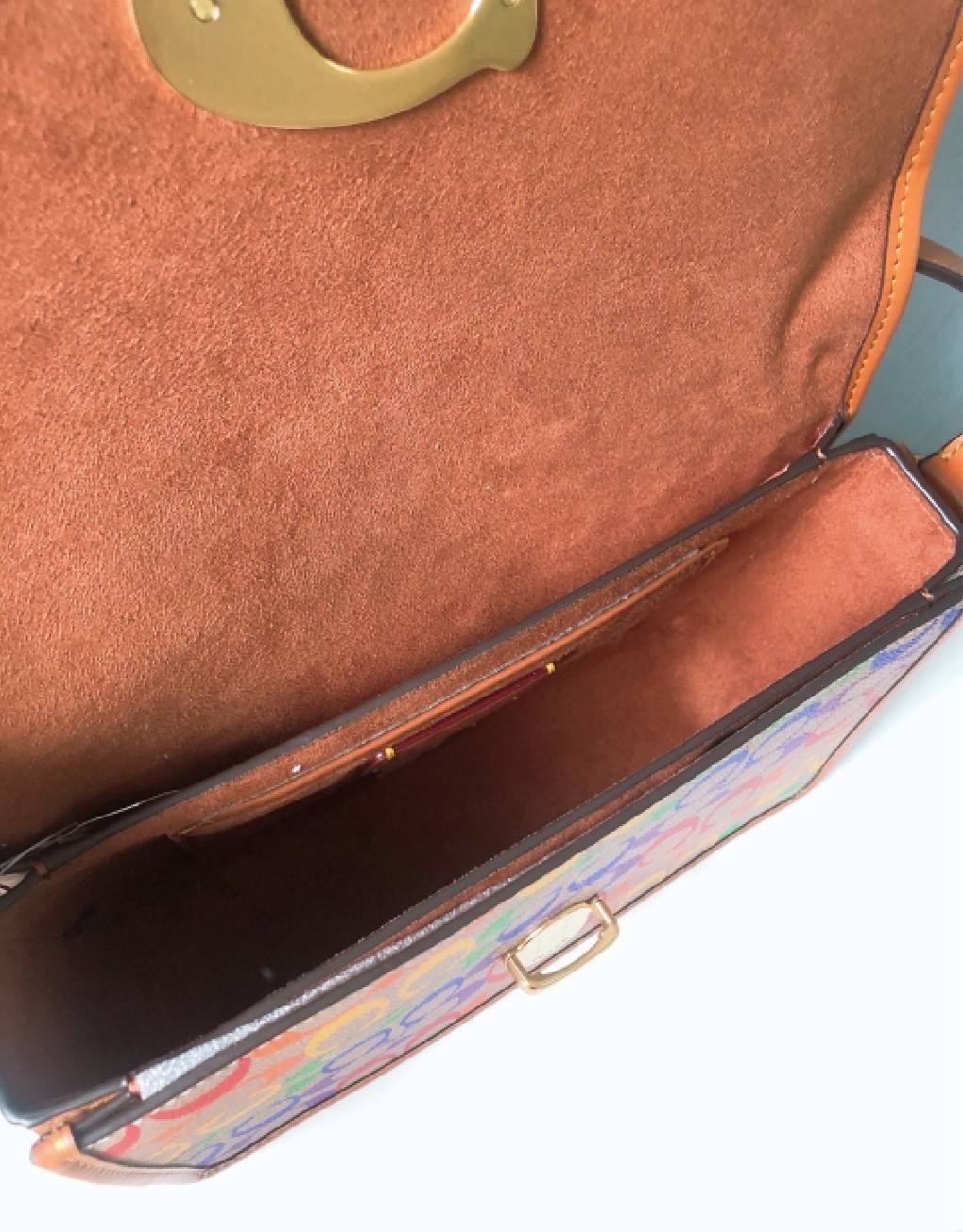 New COACH Studio Shoulder Bag In Rainbow Signature Canvas (shop) Size: 9.75" (L) x 6.25" (H) x 3.5" (W) อุปกรณ์ ป้าย การ์ด ถุงผ้า