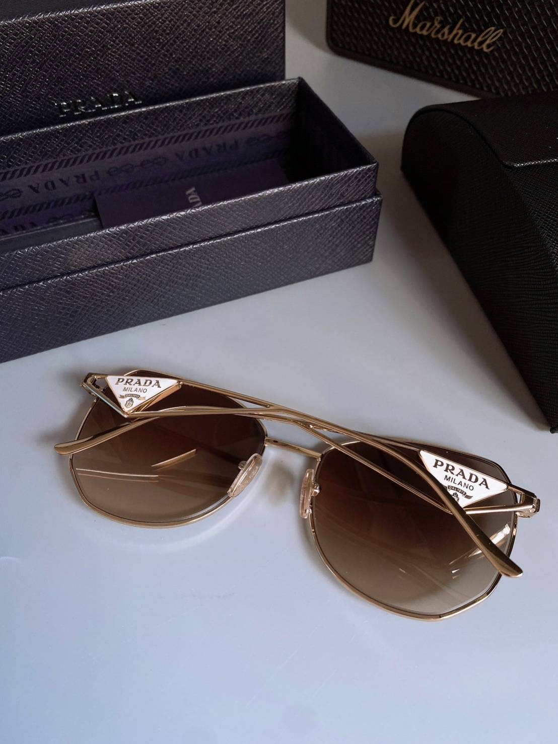 New Prada SPR 16Y 52 19 09Q-5S0 140 3N บุ๊ค กล่อง ผ้าเช็ดเลนส์ ถุงกระดาษ