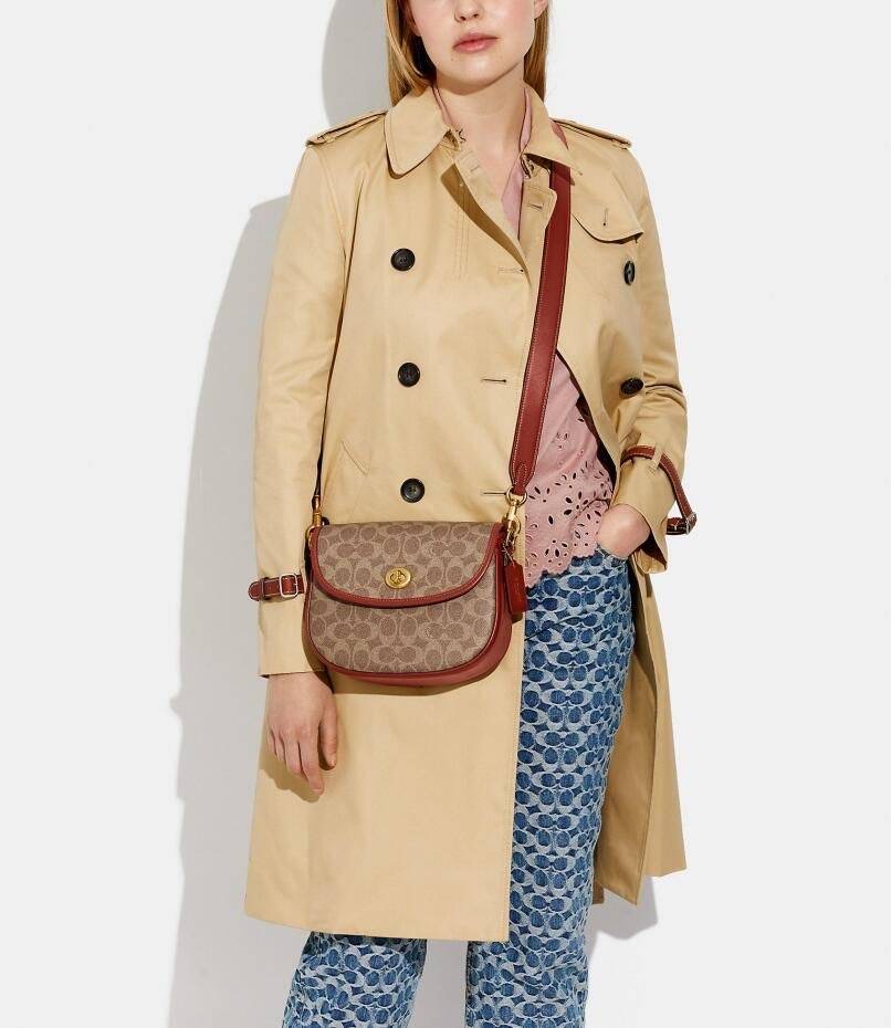 New coach Willow Saddle Bag In Signature Canvas