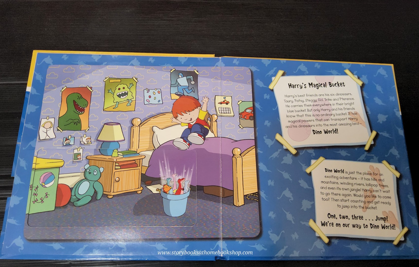 MAGNET BOARD BOOK ** 🍅🍅HARRY AND HIS BUXKET FULL OF DINOSAURS: HARRY'S DINO WORLD MAGNET BOOK