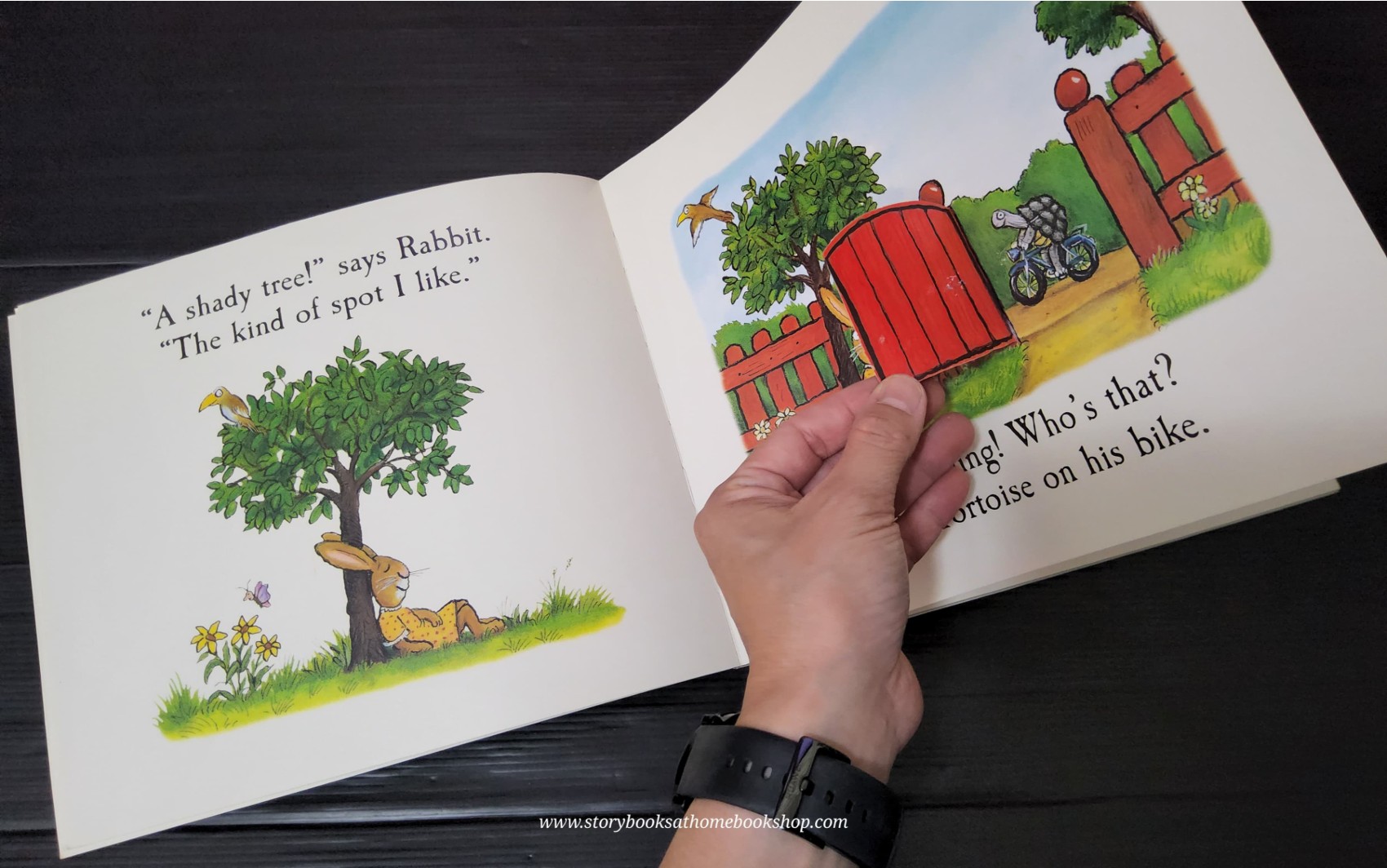 หนังสือนิทานปกอ่อน flap book** ♥️TALES FROM ACORN WOOD BY JULIA DONALDSON.AXEL SCHEFFLER