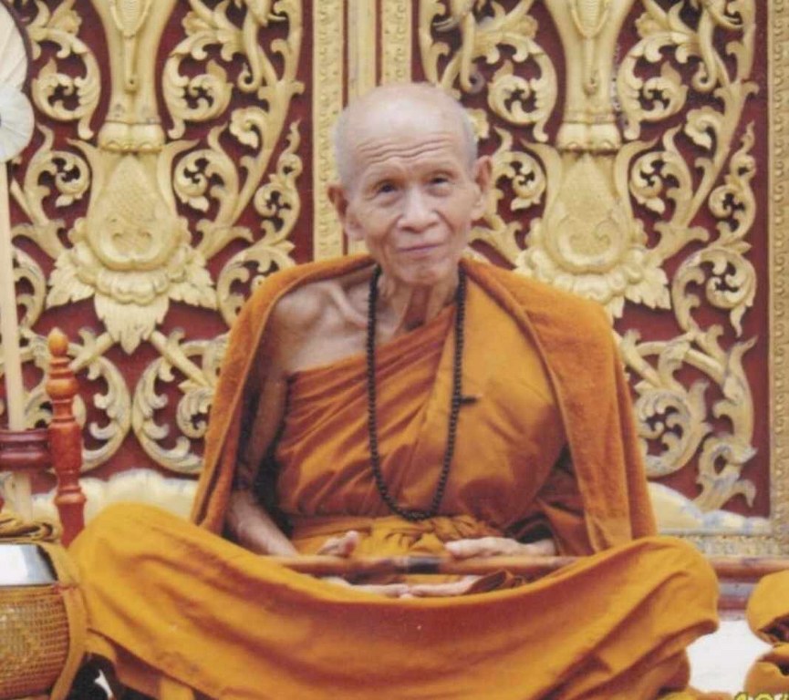 พระทันตธาตุ ครูบาข่าย วัดหมูเปิ้ง หมู่บ้านเหมืองจี้ อ.เมือง จ.ลำพูน ได้มาจากลุงเล็ก เหมืองจี้ อายุ 72 ปี (บันทึก พ.ศ.2567) ท่านเป็นศิษย์ครูบาข่าย และดูแลครูบาข่าย ลุงเล็ก เสียชีวิตเมื่อเดือนตุลาคม 2566