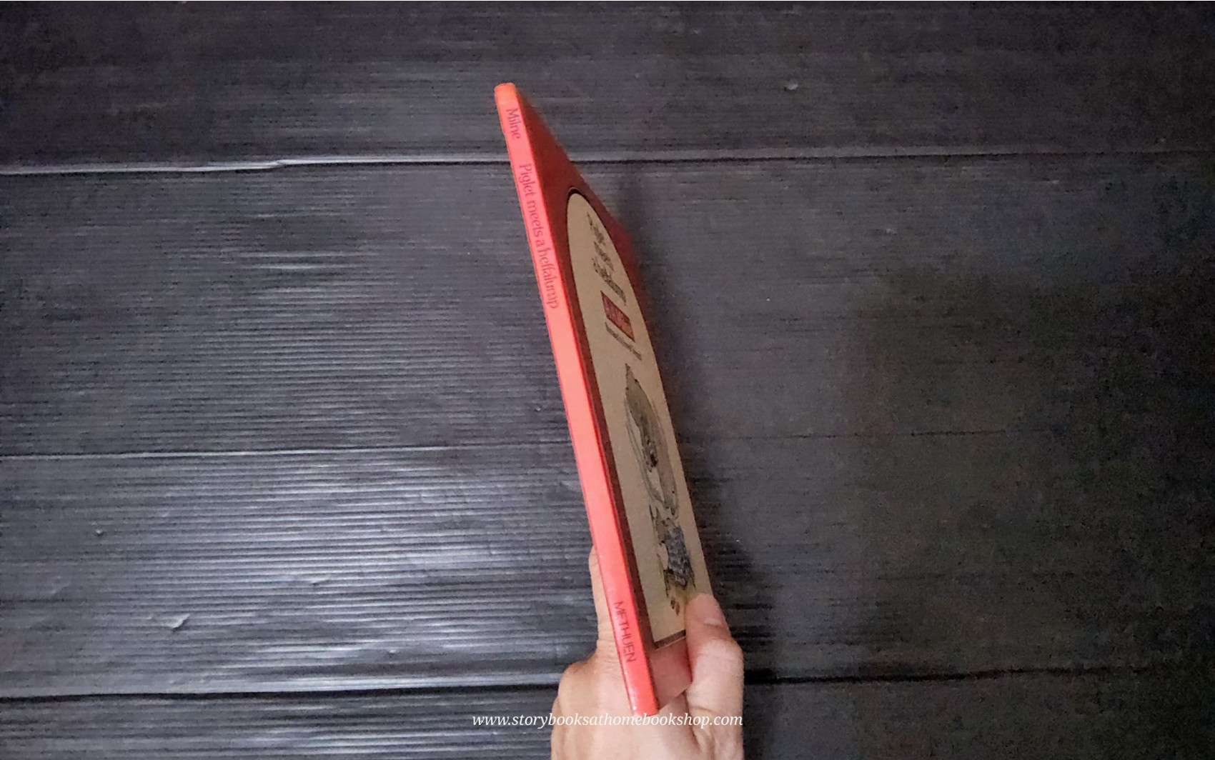 หนังสือนิทานปกแข็ง** 🍓🍓PIGLET MEETS A HEFFALUMP BY A.A.MILNE