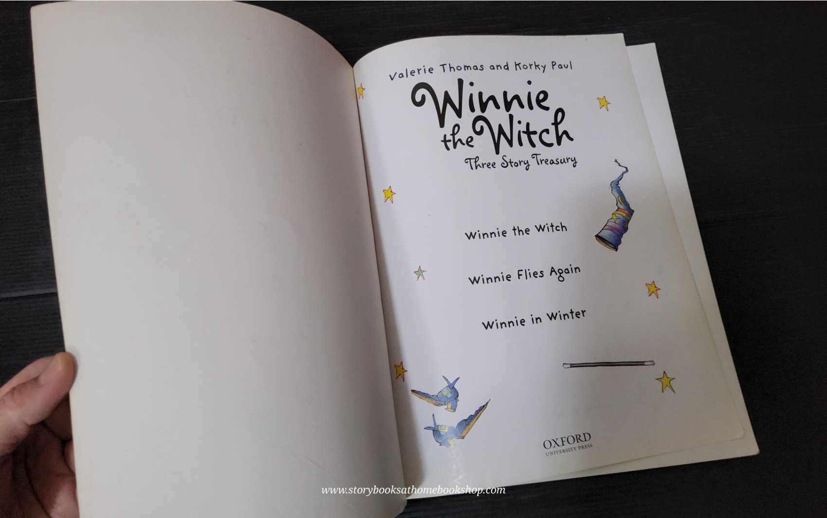 หนังสือนิทานปกอ่อน** 🍅WINNIE in the WITCH THREE STORY TREASURY