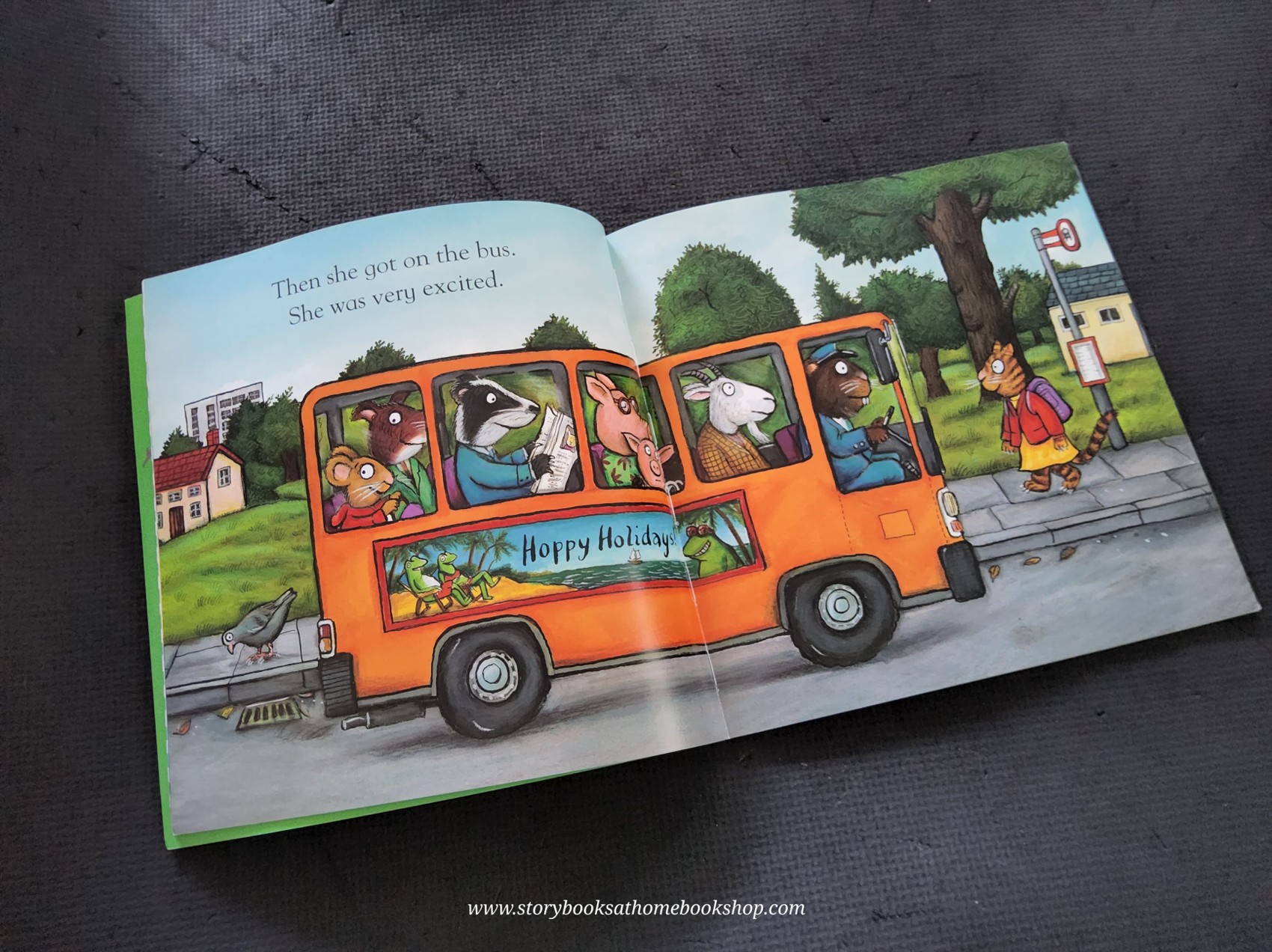 หนังสือนิทานปกอ่อน** 🍅🍓PIP AND POSY THE BEDTIME FROG BY AXEL SCHEFFLER