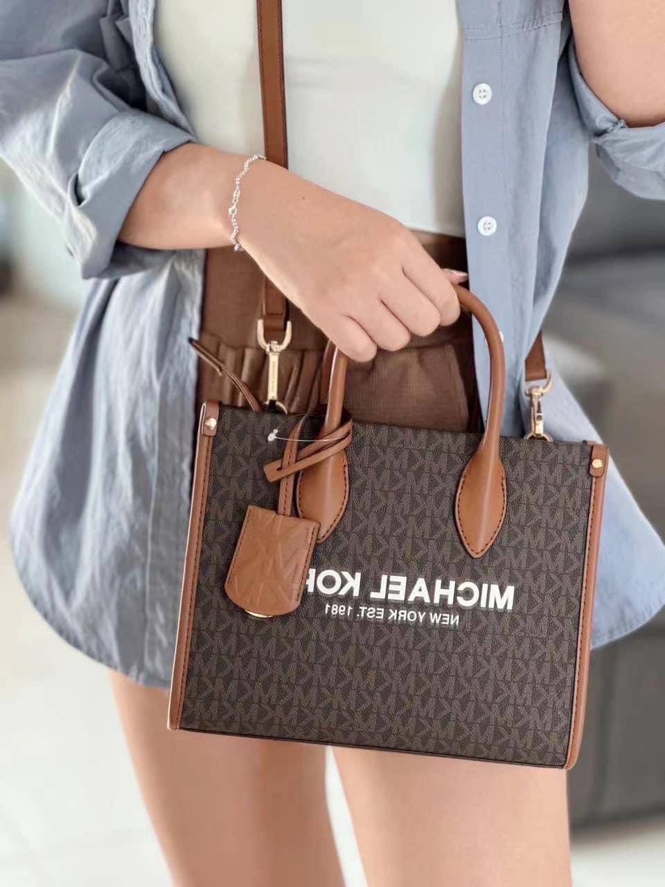 New Michael Kors Mirella Small Crossbody Tote Bag - Brown Gold HW - ขนาด 9.25”W X 7.75”H X 3.75”D