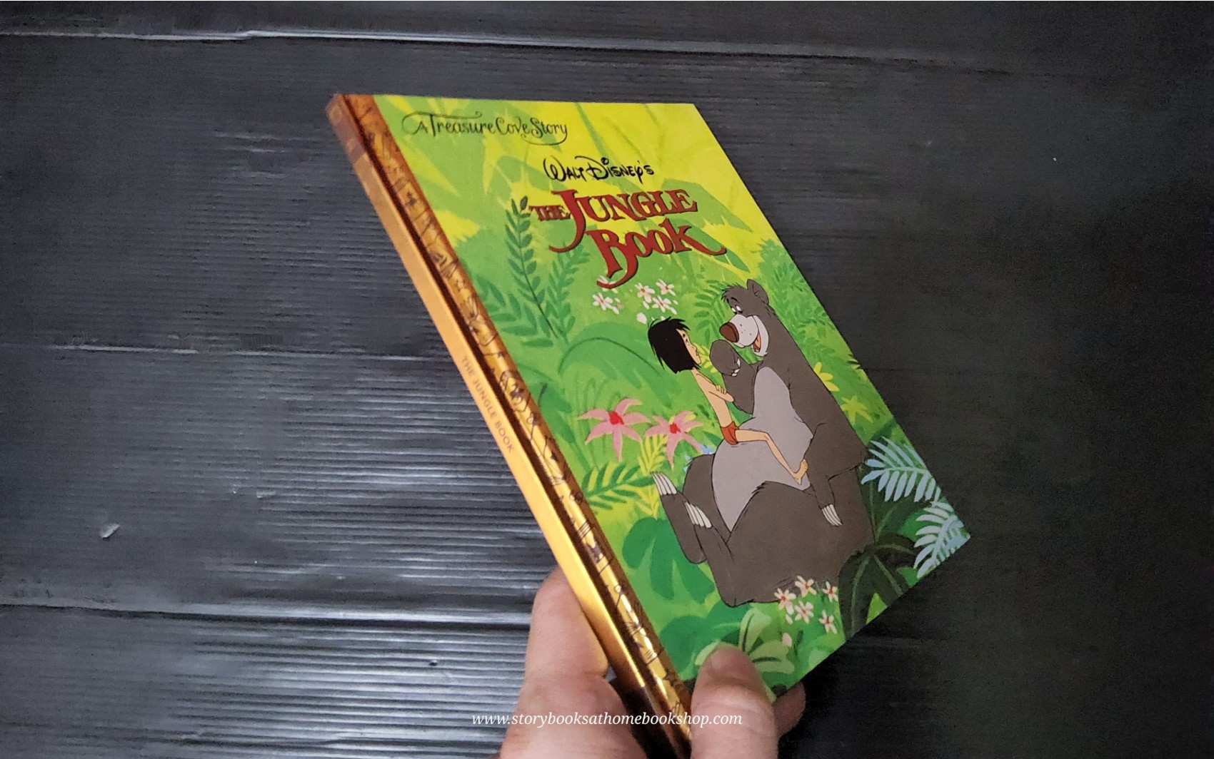 หนังสือนิทานปกแข็ง** 🍅🍓A TREASURE COVE STORY WALT DISNEY'S THE JUNGLE BOOK