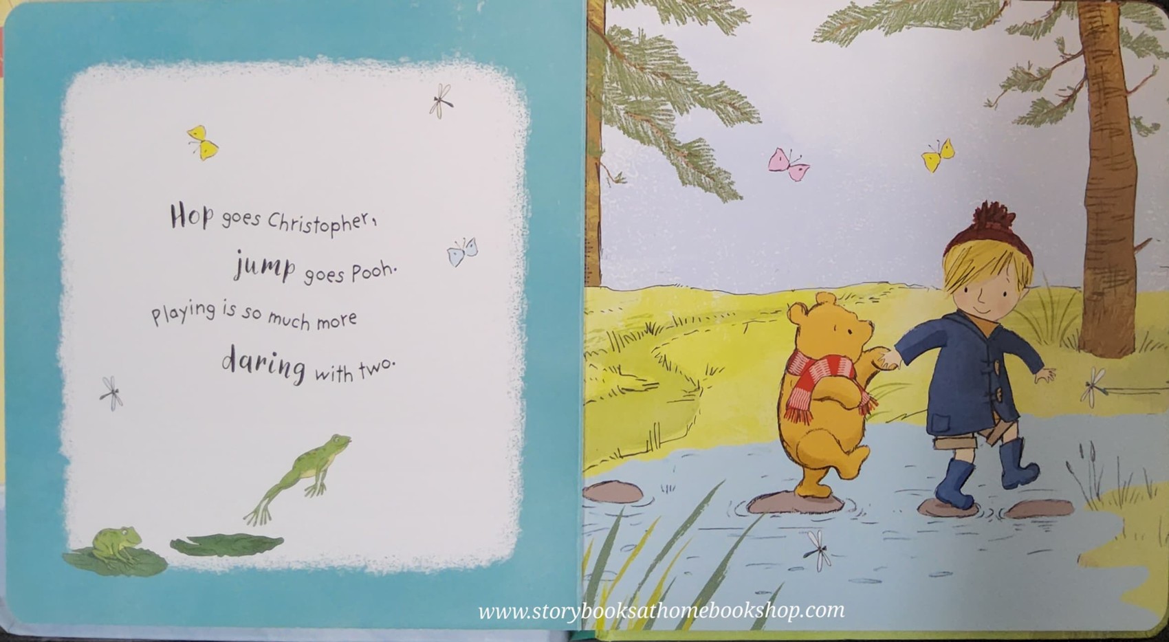 BOARD BOOK** ♥️Winnie the Pooh:It's Friendly with Two Best freinds together