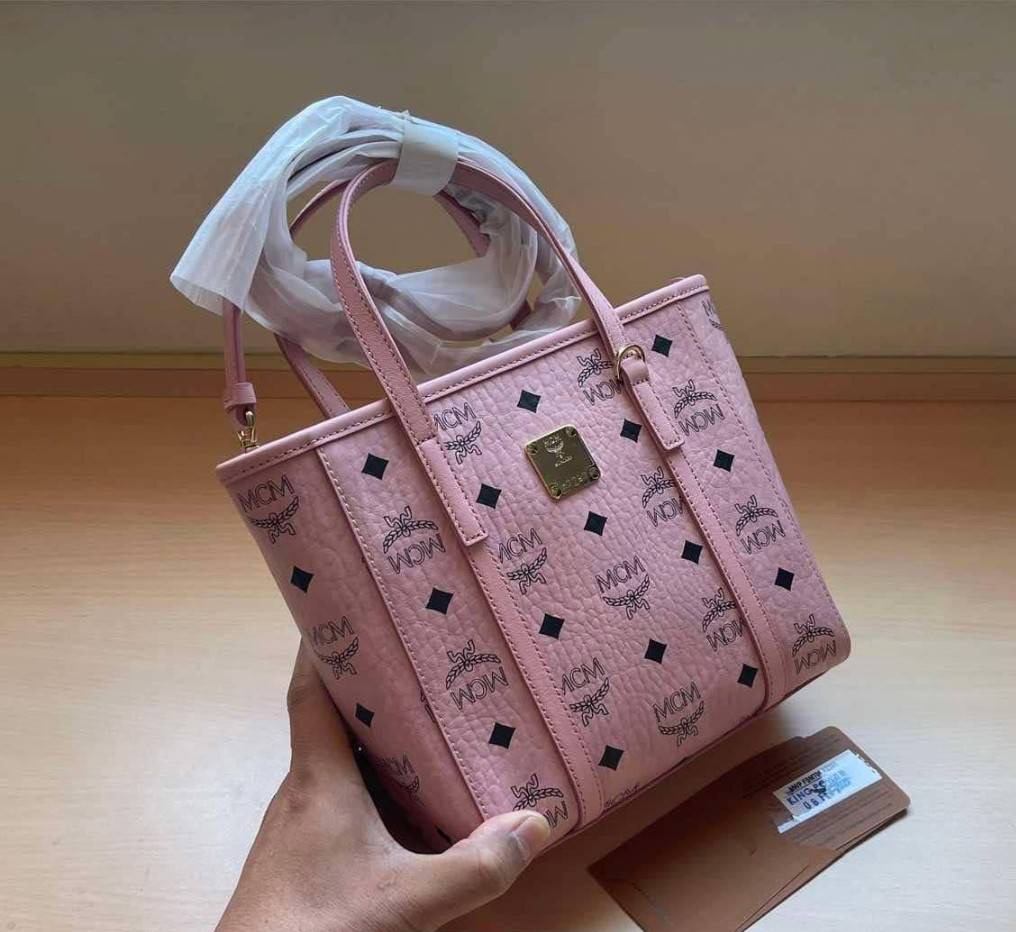 สีใหม่ล่าสุด New Mcm toni mini tote soft pink shop king power อุปกรณ์ การ์ด ถุงผ้า ถุงกระดาษ