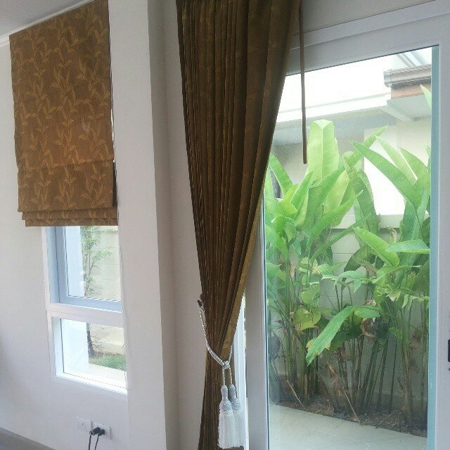 ผ้าม่านจีบ ผ้าม่านพับ สีน้ำตาล