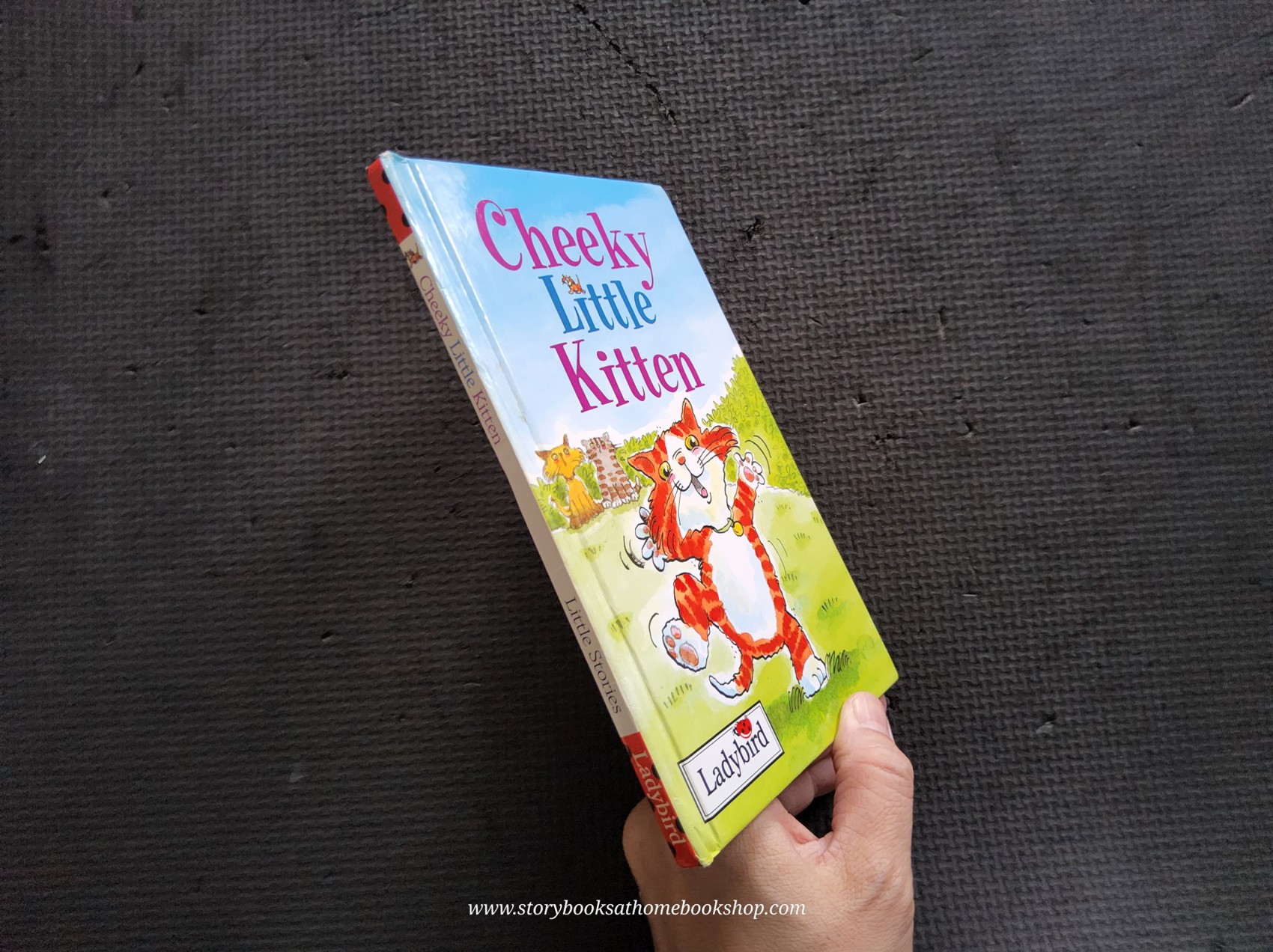 หนังสือนิทานปกแข็ง** 🍅🍅CHEEKY LITTLE KITTEN