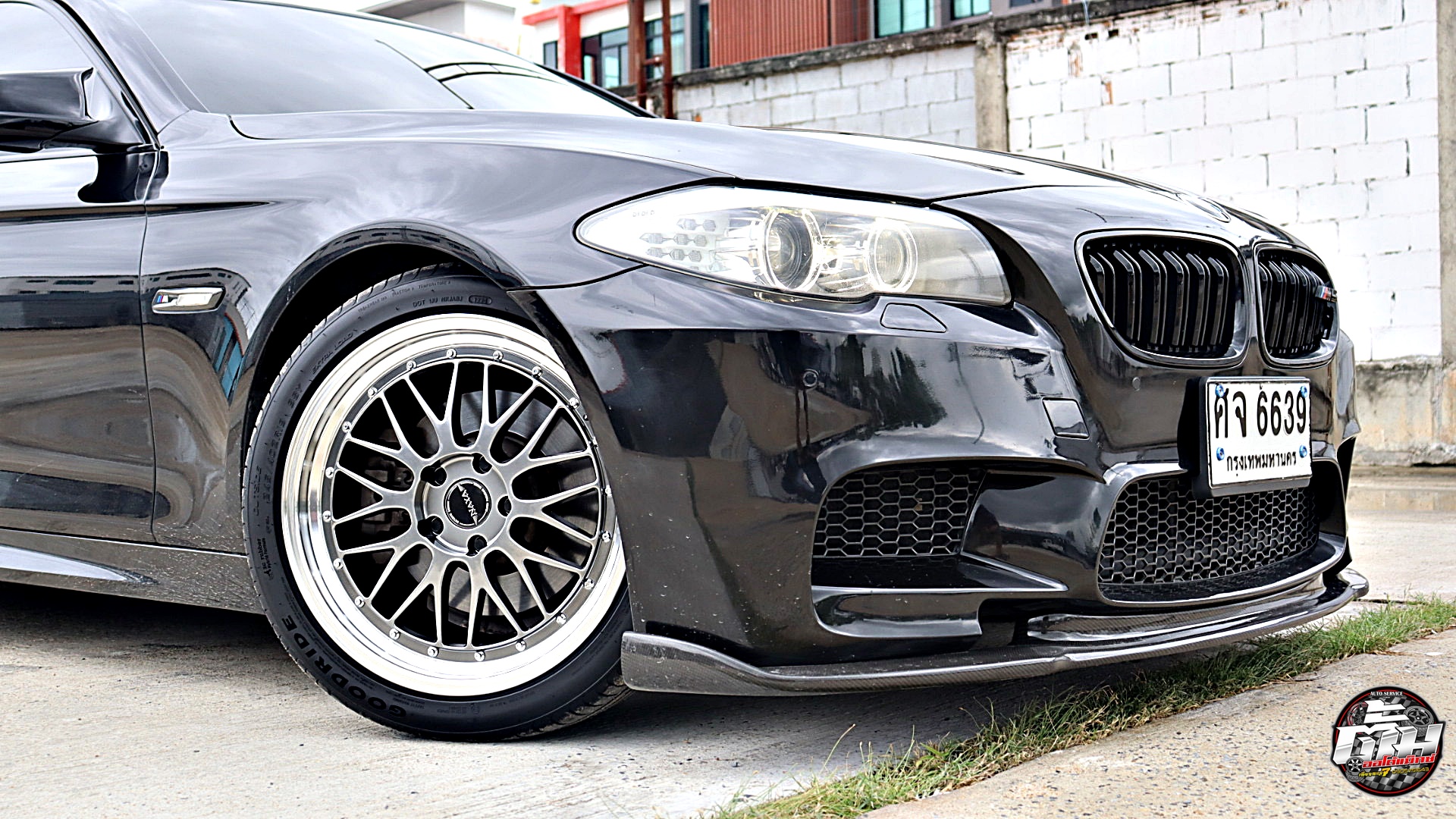 BMW Series 5 520d เปลี่ยนล้อยาง ล้อ NAYA BBS LM ขอบ19นิ้ว ยาง GOODRIDE SOLMAX1 F 245/40R19 99Y R 275/35R19 100Y