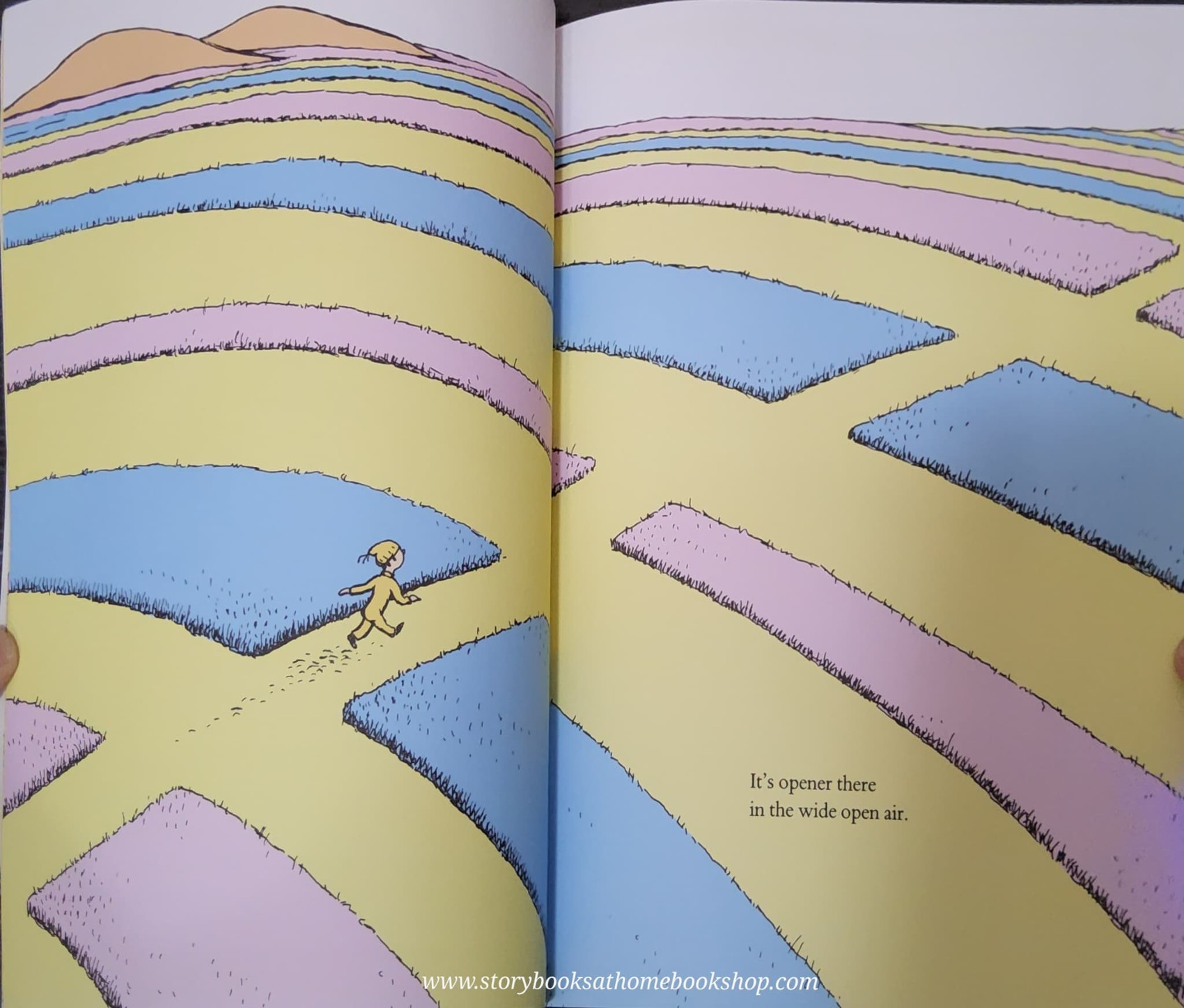 หนังสือนิทานปกอ่อน ** 🍅🍓OH,THE PLACES YOU'LL GO! BY DR.SEUSS