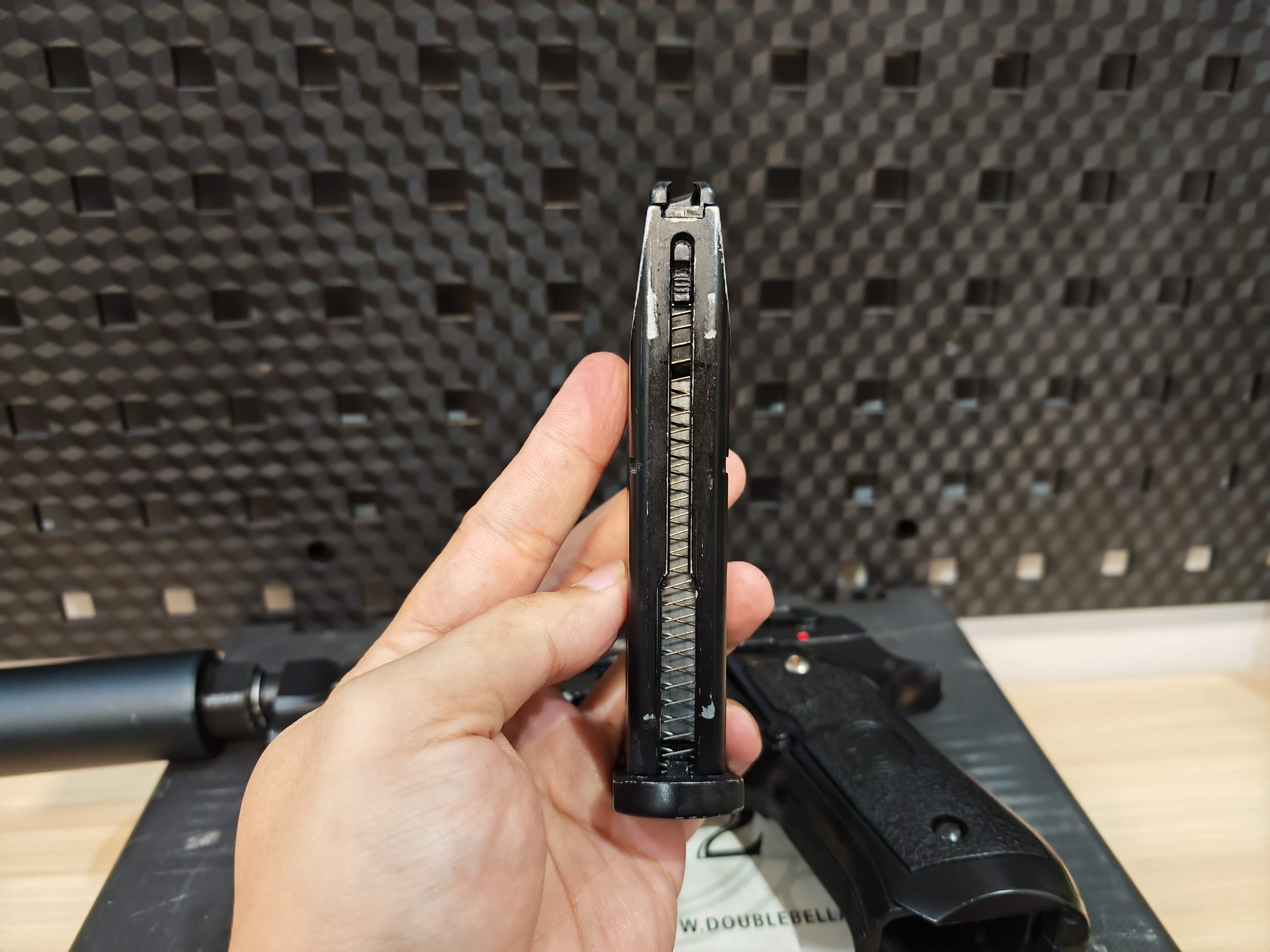 Double Bell 736 Taurus PT92 Beretta สีดำ GBB BB Gun บีบีกัน แบบแก๊ส ปืนอัดลม มือสอง Airsoft Gun