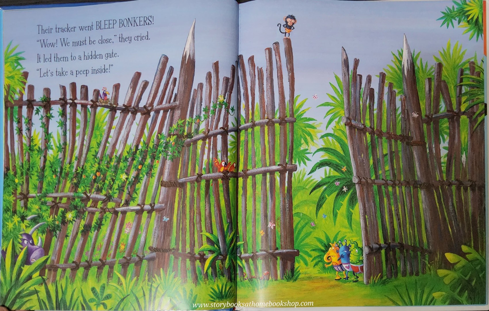 หนังสือนิทานปกแข็ง** 🍅🍅ALIENS LOVE DINOPANTS