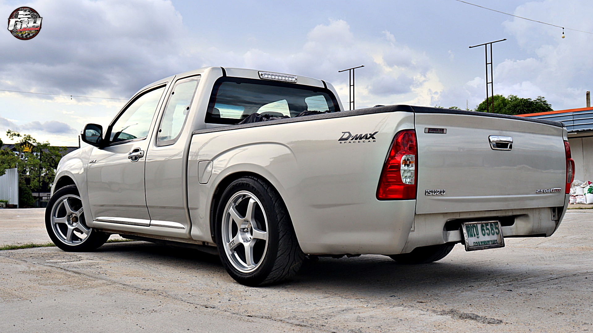 ISUZU D-MAX เปลี่ยนล้อแม็กซ์ TC II D2 ขอบ18นิ้ว