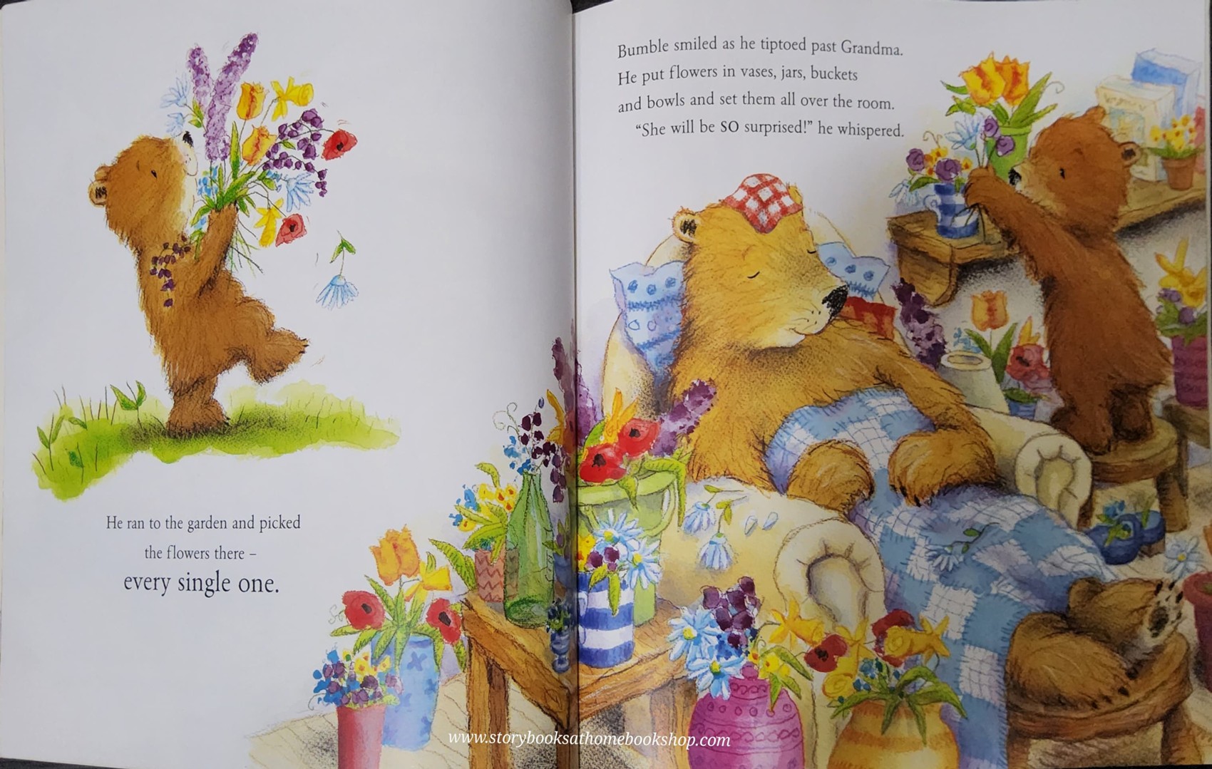 **หนังสือนิทานปกอ่อน** 🍅🍓BUMBLE THE LITTLE BEAR WITH BIG IDEAS!♥️♥️