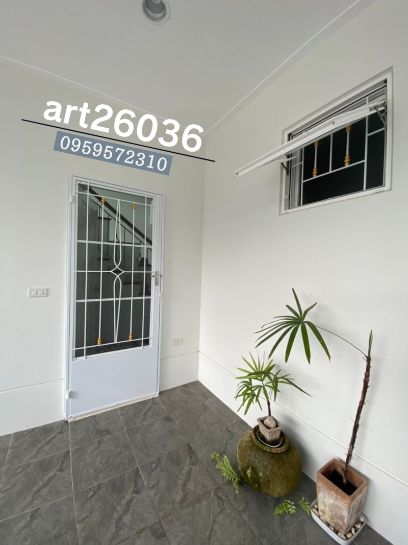 เหล็กดัดพร้อมมุ้งลวด หน้าต่าง ประตู ติดตั้งทั้งหลัง