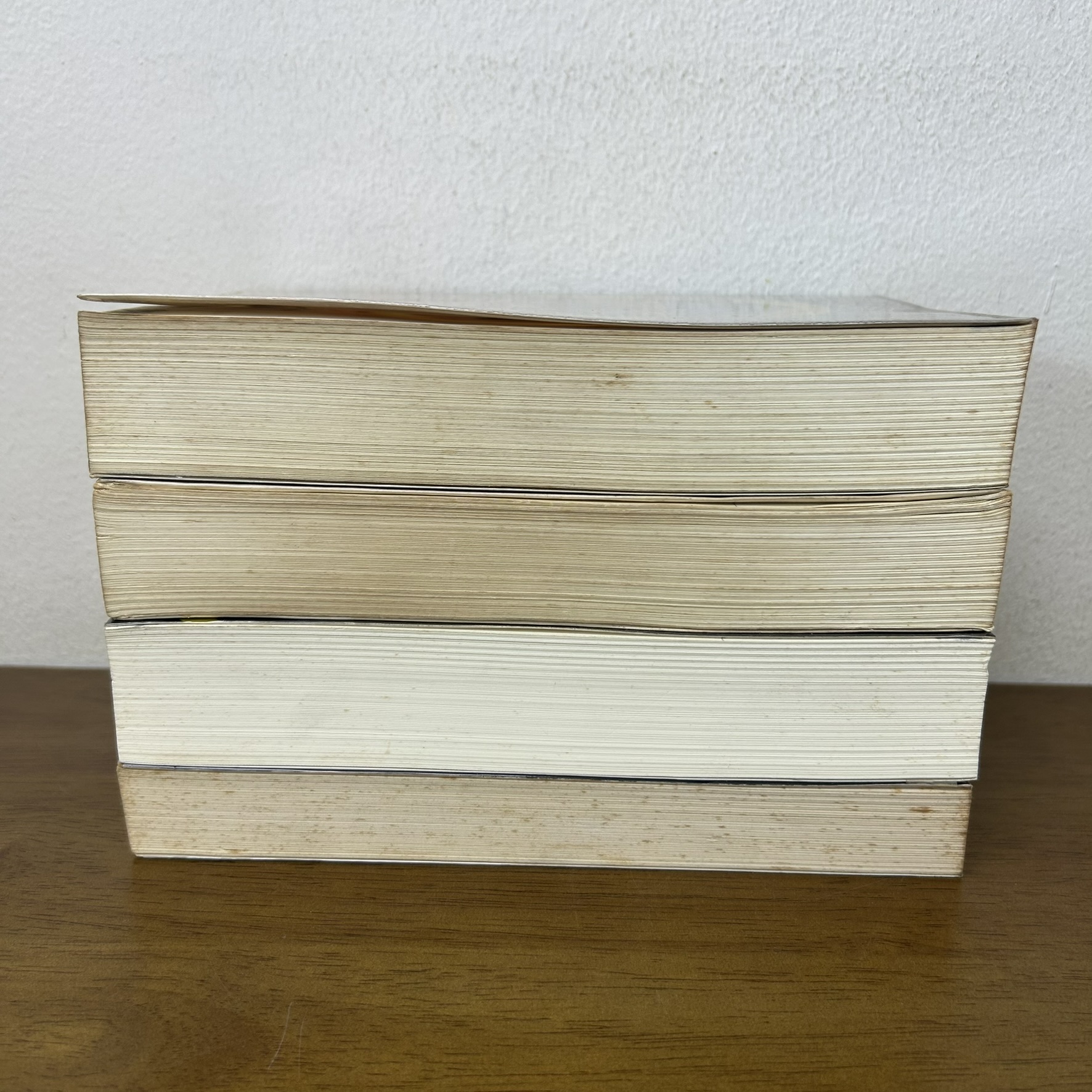 ลอร์ด ออฟ เดอะ ริงส์ The Lord of the Rings 3 เล่มจบ+ฮอบบิท Hobbit ปกอ่อน ... เจ.อาร์.อาร์ โทลคีน (มือสอง) นิยาย แฟนตาซี