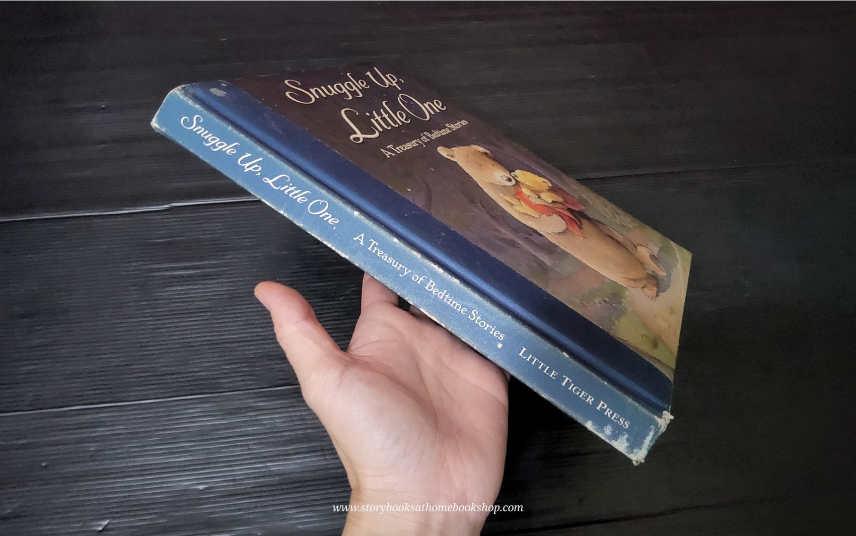 หนังสือนิทานปกแข็ง** 🍅SNUGGLE UP,LITTLE ONE A TREASURY OF BEDTIME STORIES