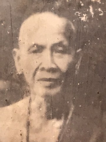 รูปถ่ายครูบาเจ้าศรีวิชัย เก่าได้อายุ ได้มาจากคุณอนุรักษ์ฯ นักสะสมวัตถุมงคลชาวล้านนา จ.ลำพูน