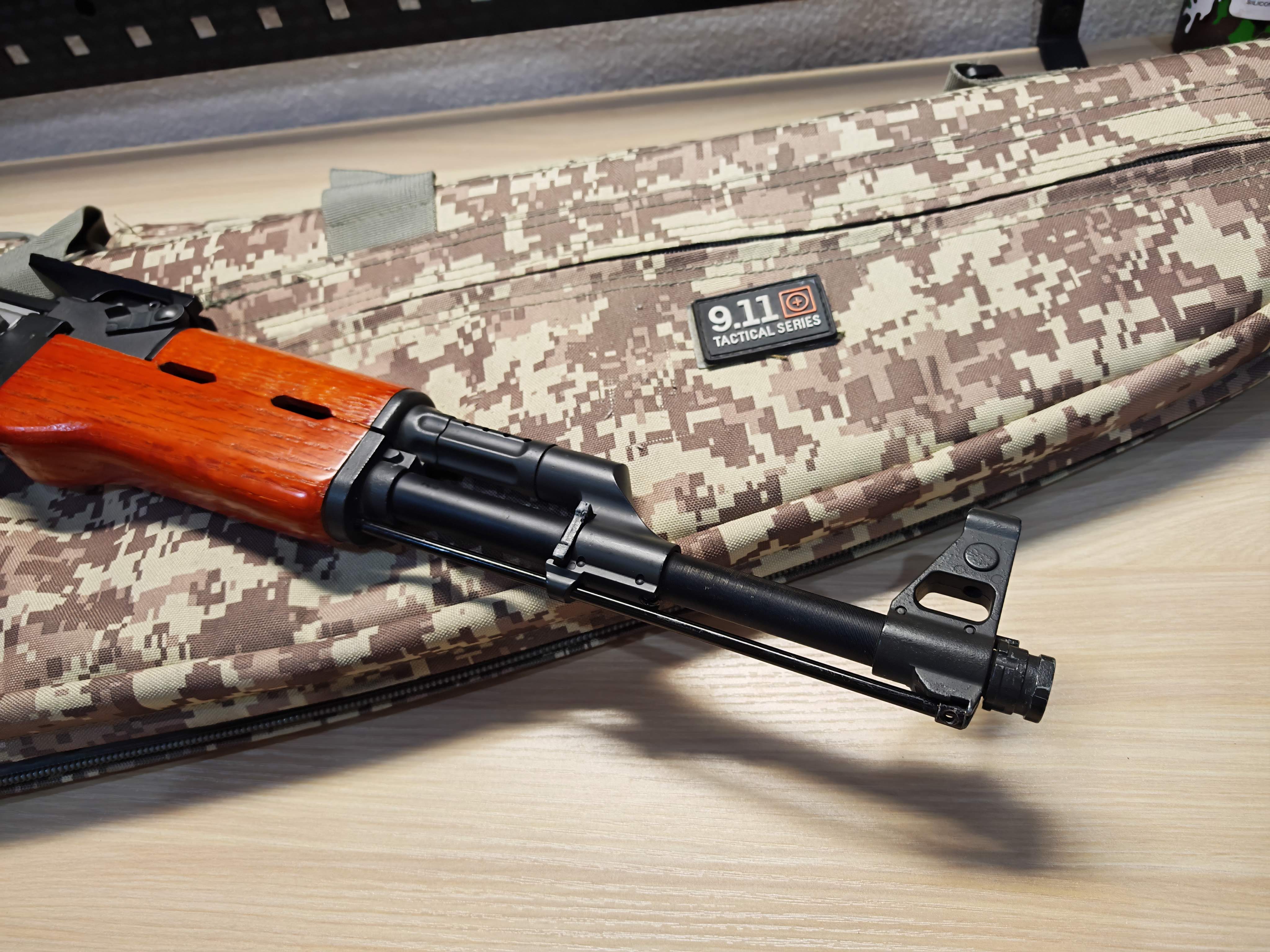 CYMA CM.042 AK47 บอดี้โลหะ ไม้แท้ + กระเป๋า AEG BB Gun บีบีกัน Airsoft Gun ปืนอัดลม ปืนยาวไฟฟ้า มือสอง