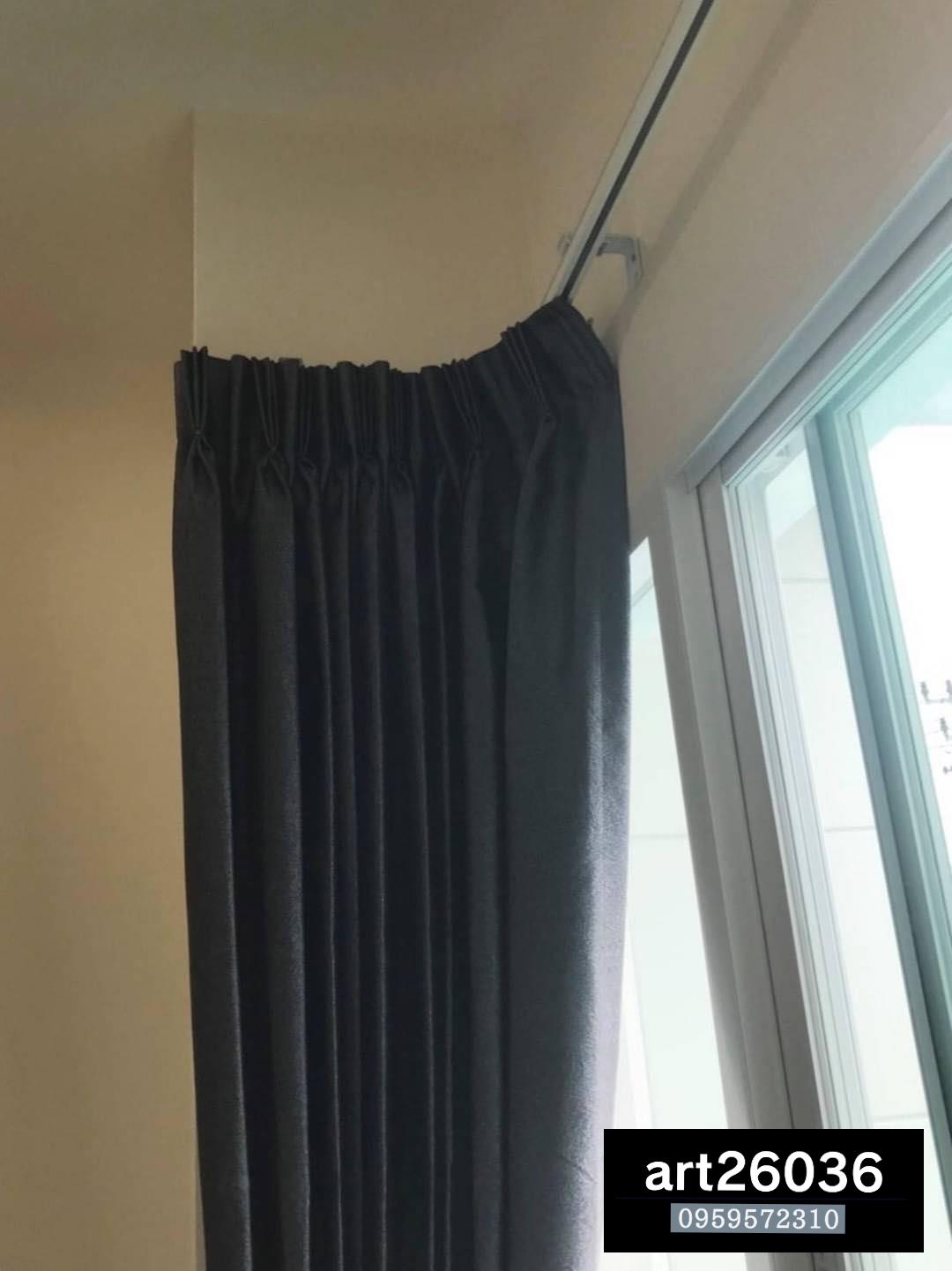 ผ้าม่านโทนสีดำ ผ้าม่านจีบ