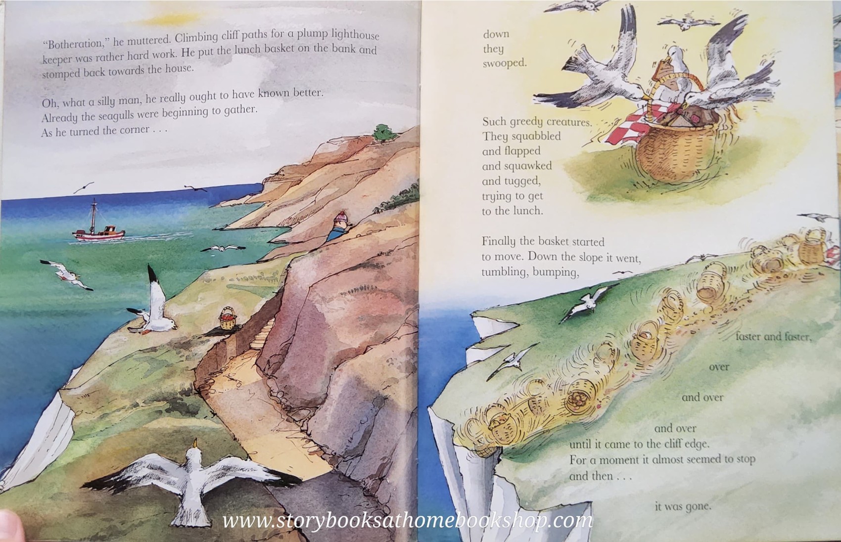 หนังสือนิทานปกอ่อน** 🍅THE LIGHTHOUSE KEEPER'S CATASTROPHE♥️♥️