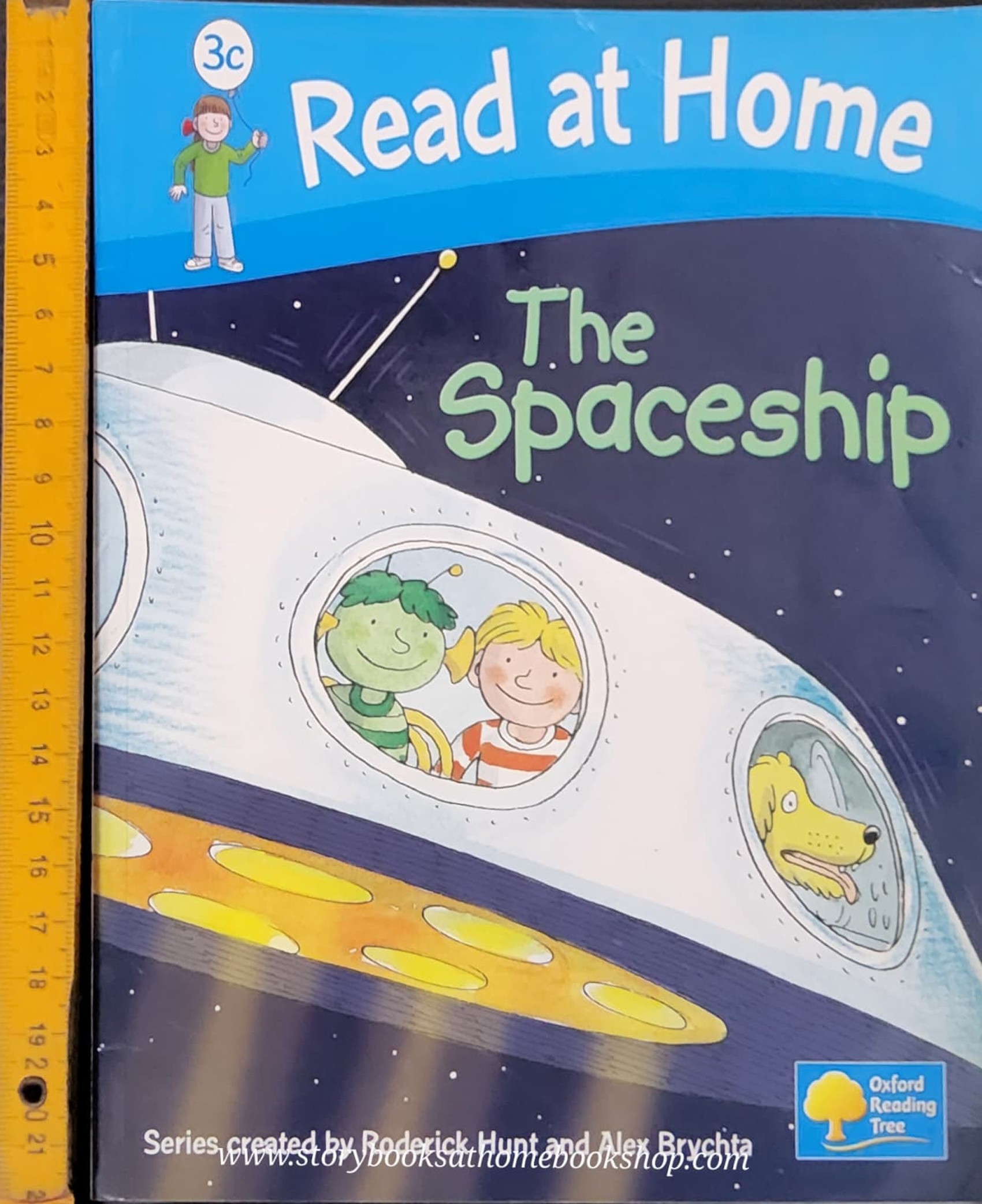หนังสือนิทานปกอ่อน ** 🍅🍓 READ AT HOME 3C: THE SPACESHIP