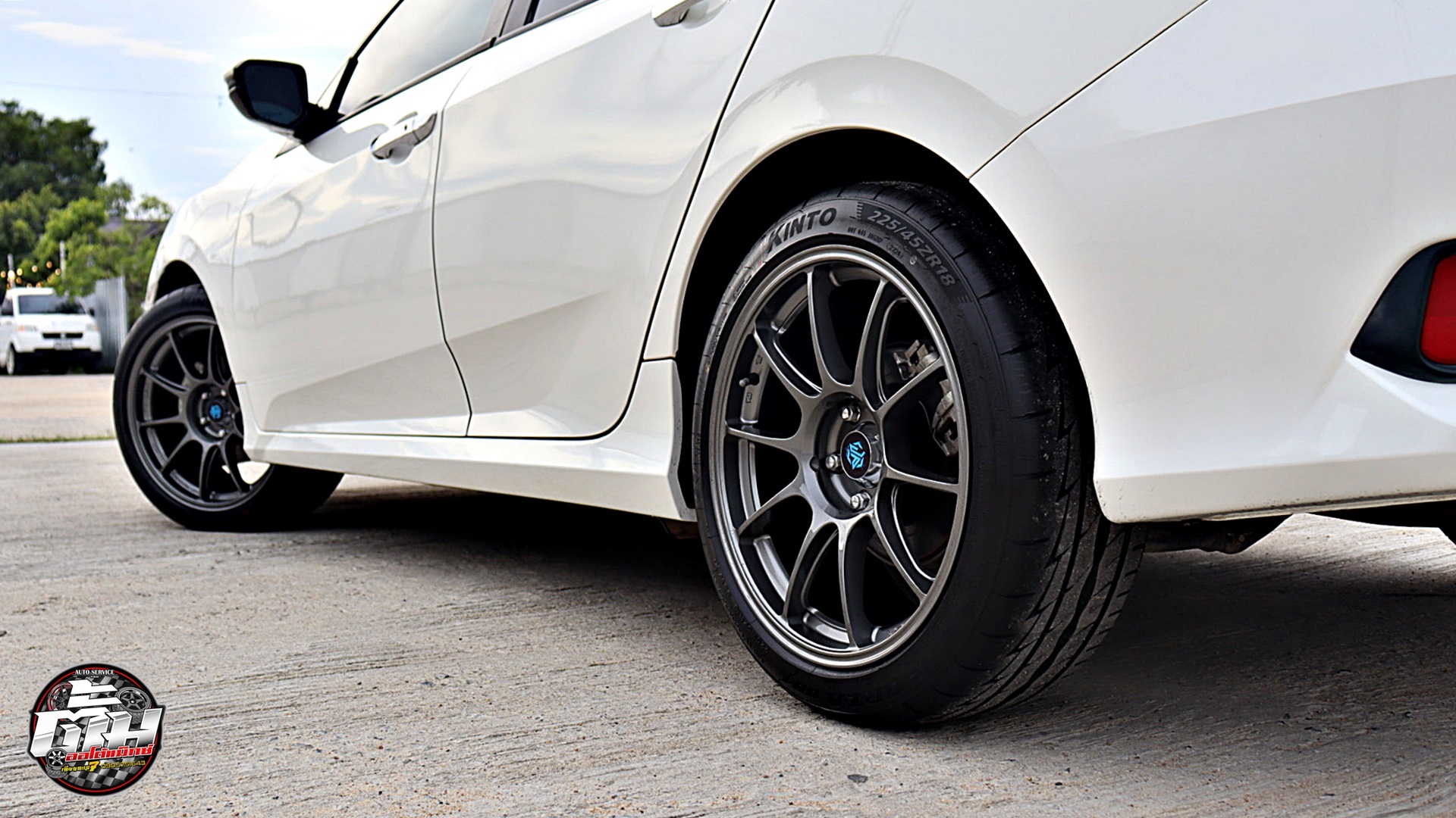 HONDA CIVIC FC เปลี่ยนล้อยาง ล้อ TC-105x ขอบ18นิ้ว ยาง KINTO FORZA 001 225/45R18 95W