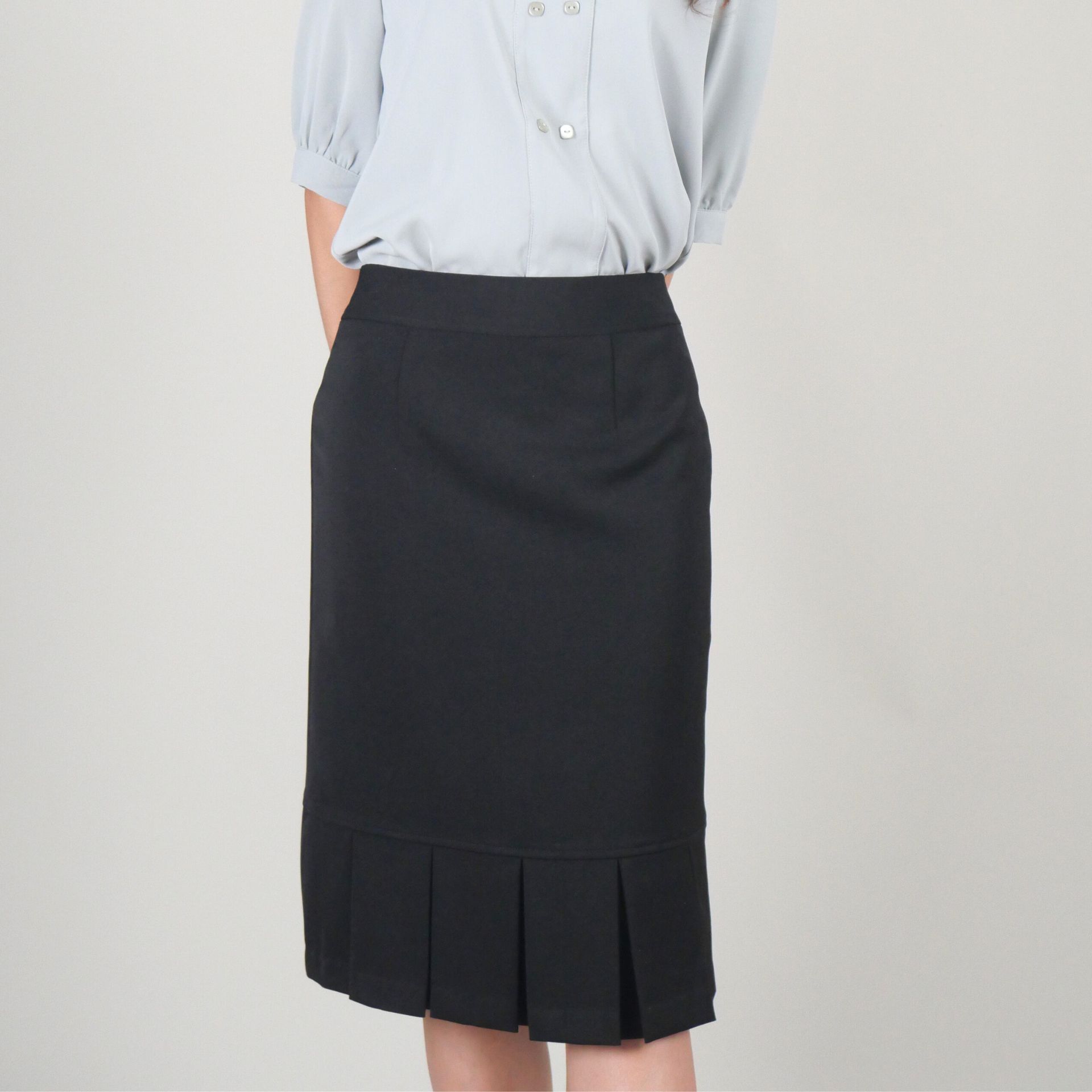 กระโปรงปิยารัตน์ ทรงตรง จีบชาย ผ้านาโน สีดำ ไซส์ S-5XL ความยาว 24 นิ้ว สำหรับข้าราชการ