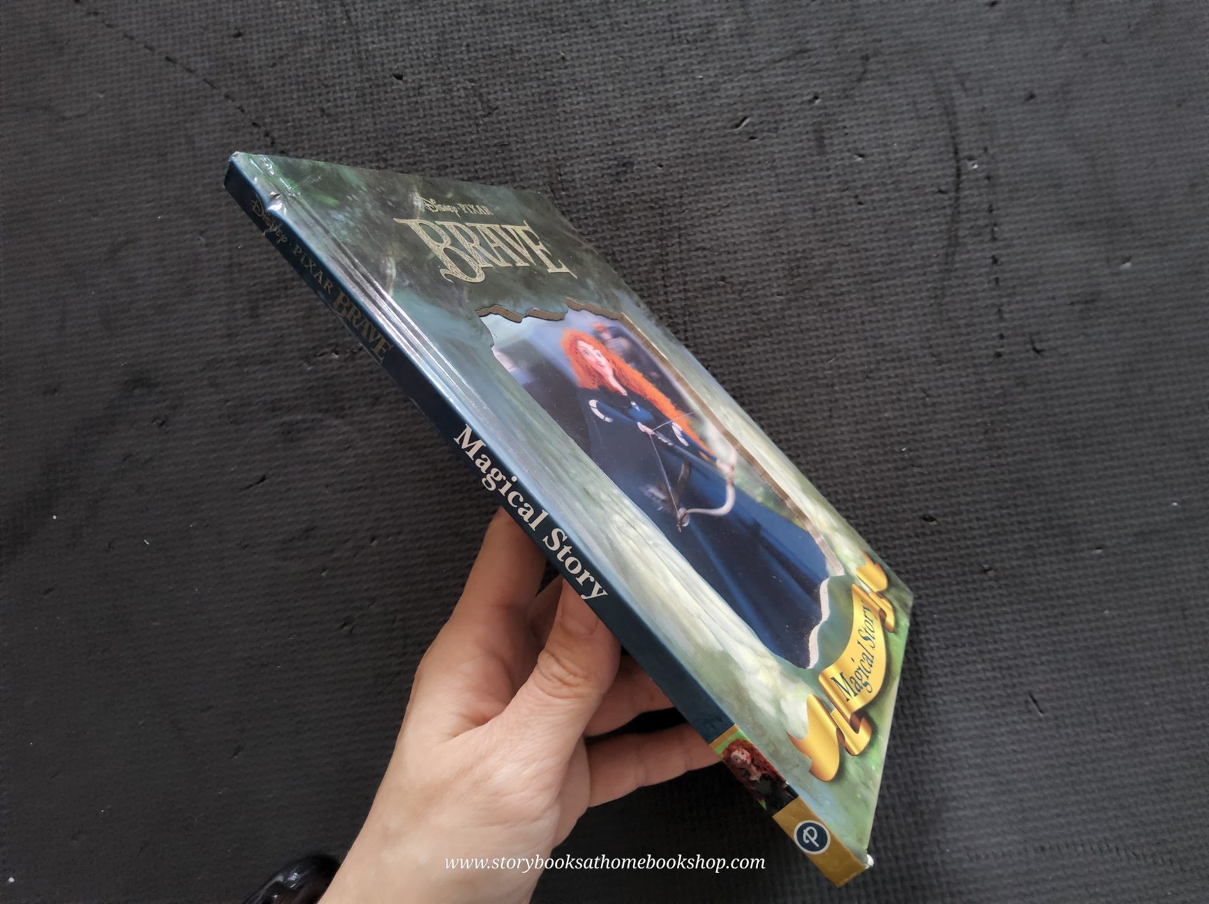 หนังสือนิทานปกแข็ง** 🍅🍅DISNEY PIXAR BRAVE MAGICAL STORY