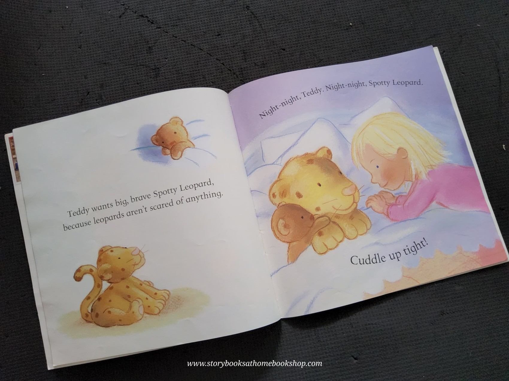 หนังสือนิทานปกอ่อน** 🍅🍓Cuddle Up Tight! by Rosie Reeve