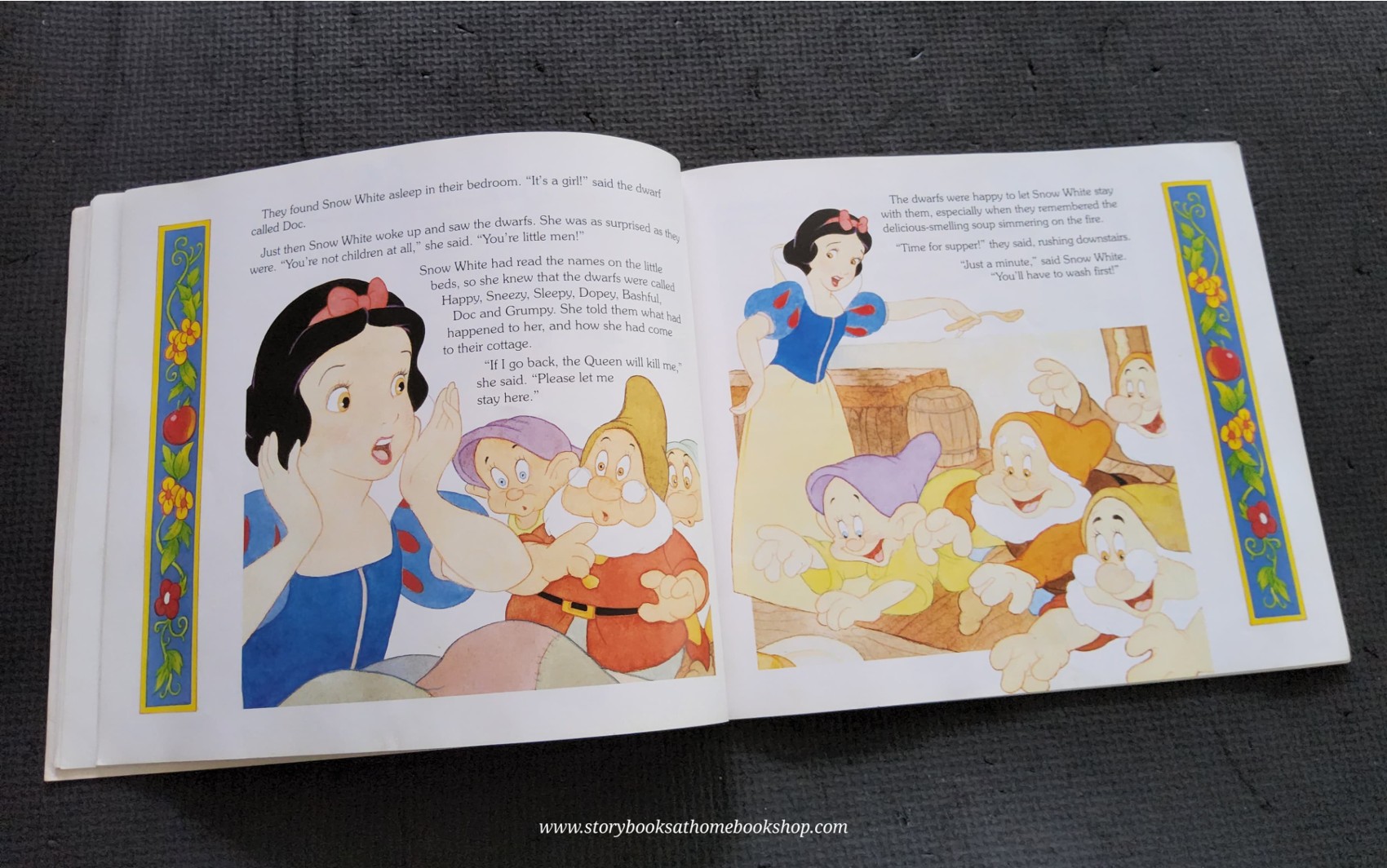หนังสือนิทานปกอ่อน** 🍅🍓DISNEY SNOW WHITE AND THE SEVEN DWARFS