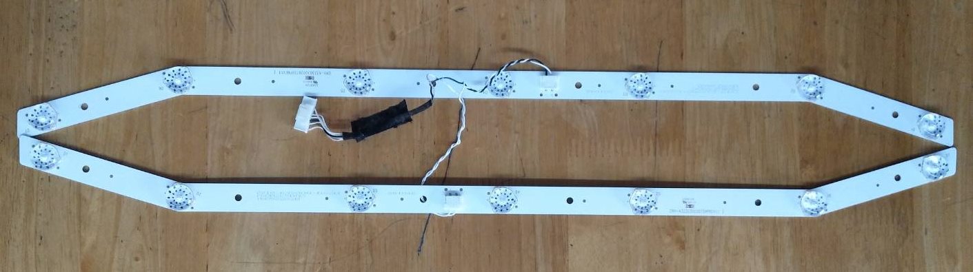 หลอดแบล็คไลท์ TOSHIBA (โตชิบา) อะไหล่แท้ถอดจากเครื่องพร้อมใช้งาน รุ่น32L5650VT*32L3650VT*32L2600VT 32L1600VT