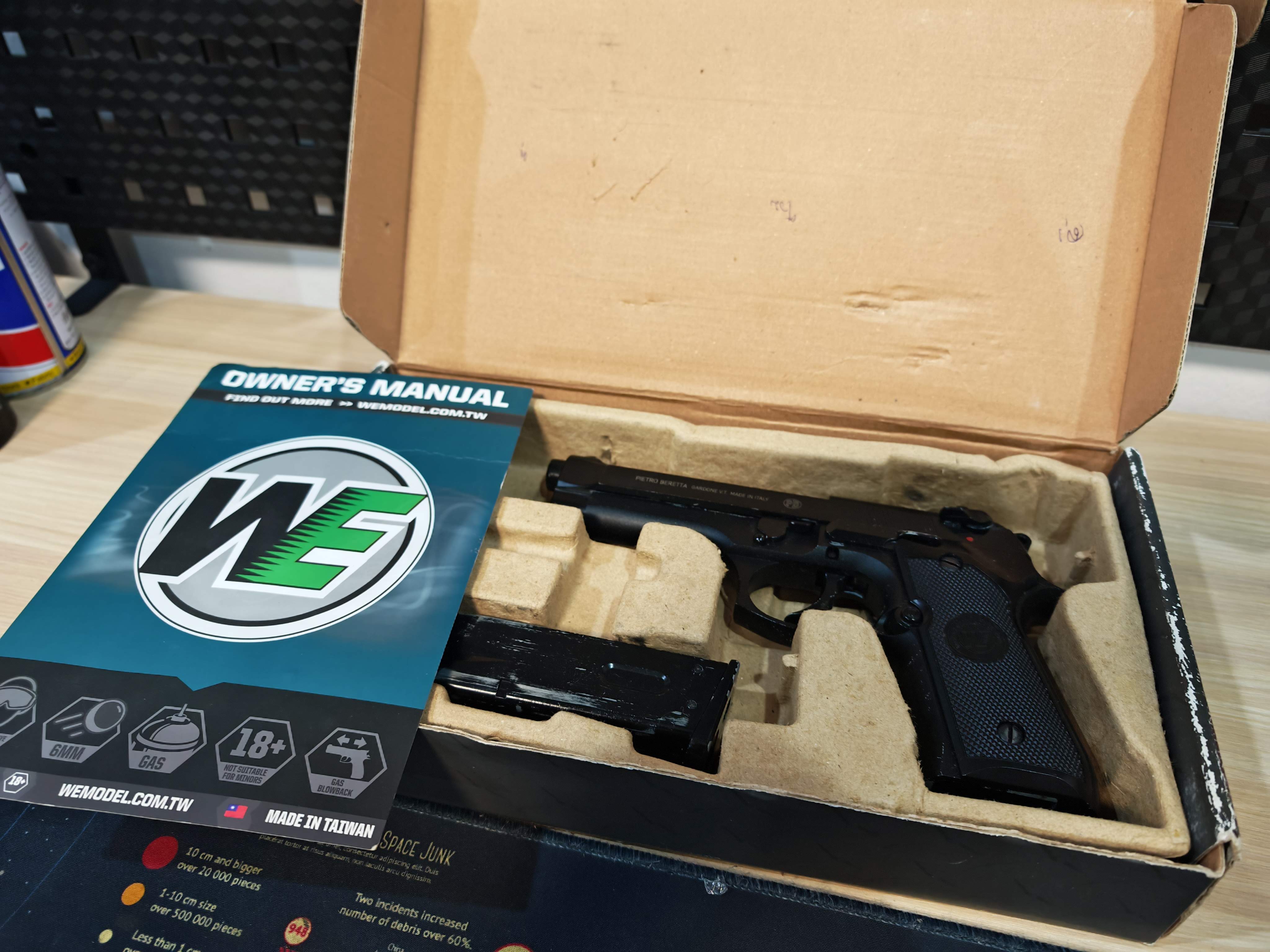 WE Beretta M92 Semi Version GBB ดำ พร้อมเล่น ไต้หวัน BB Gun บีบีกัน แบบแก๊ส ปืนอัดลม มือสอง Airsoft Gun