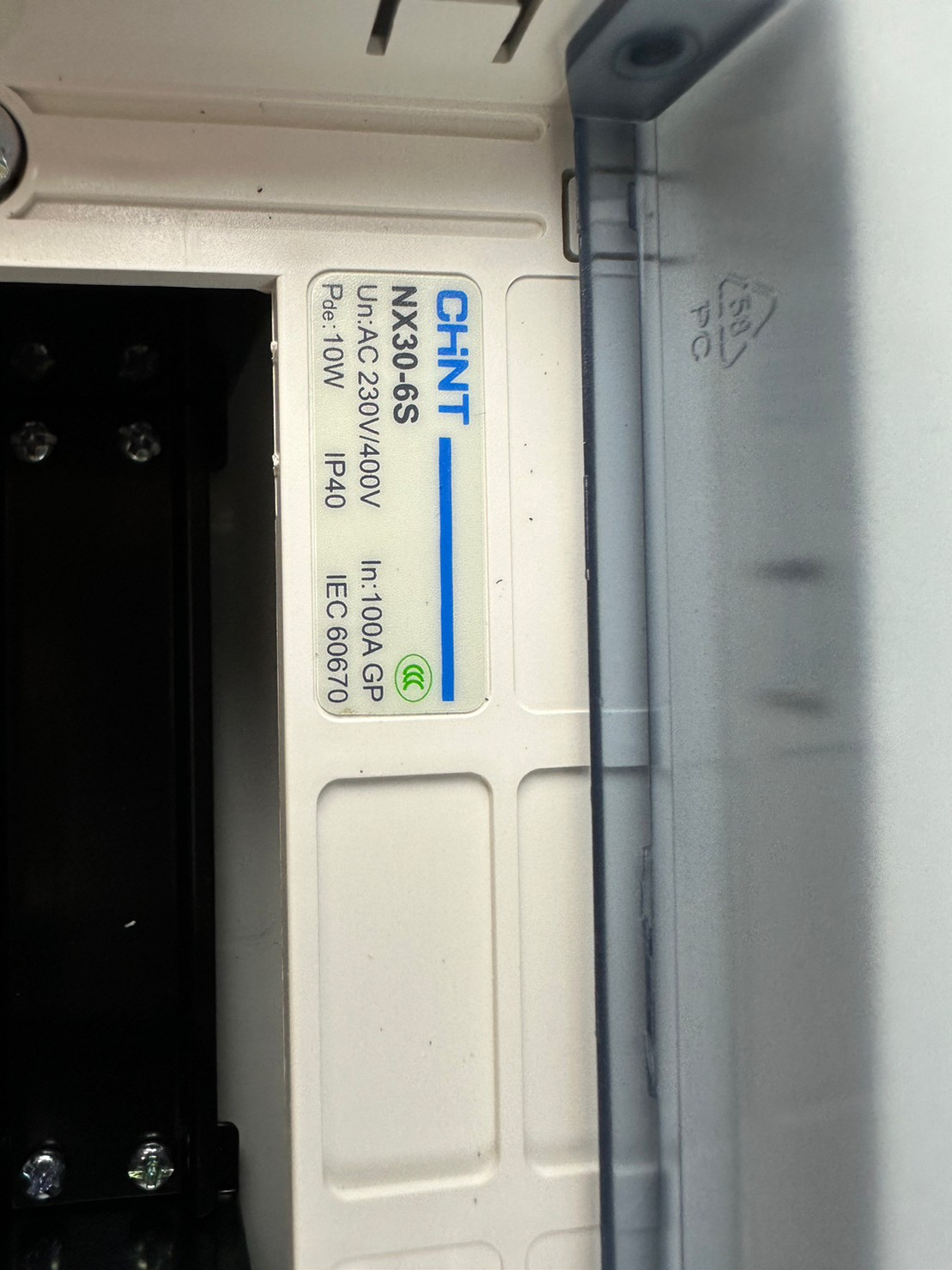 ตู้คอนซูมเมอร์ยูนิต Consumer Unit ตู้ควบคุมไฟ ตู้เปล่า 6 ช่อง รุ่น NX30-6S