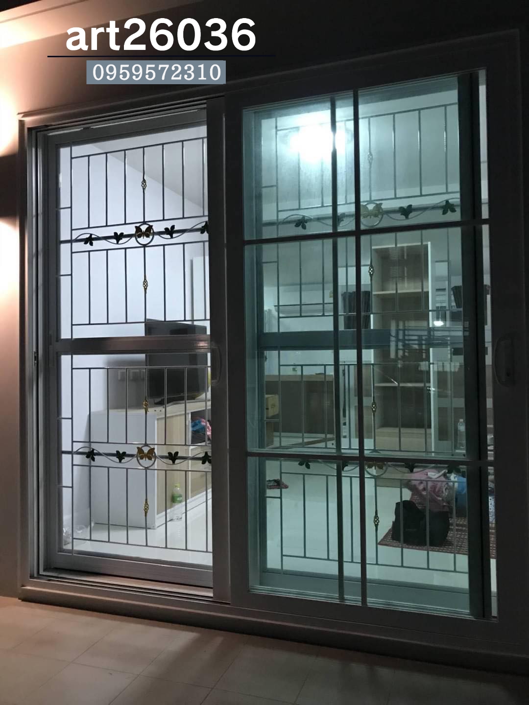 เหล็กดัดสีอบ ผีเสื้อ พร้อมมุ้งลวด บานประตู หน้าต่าง