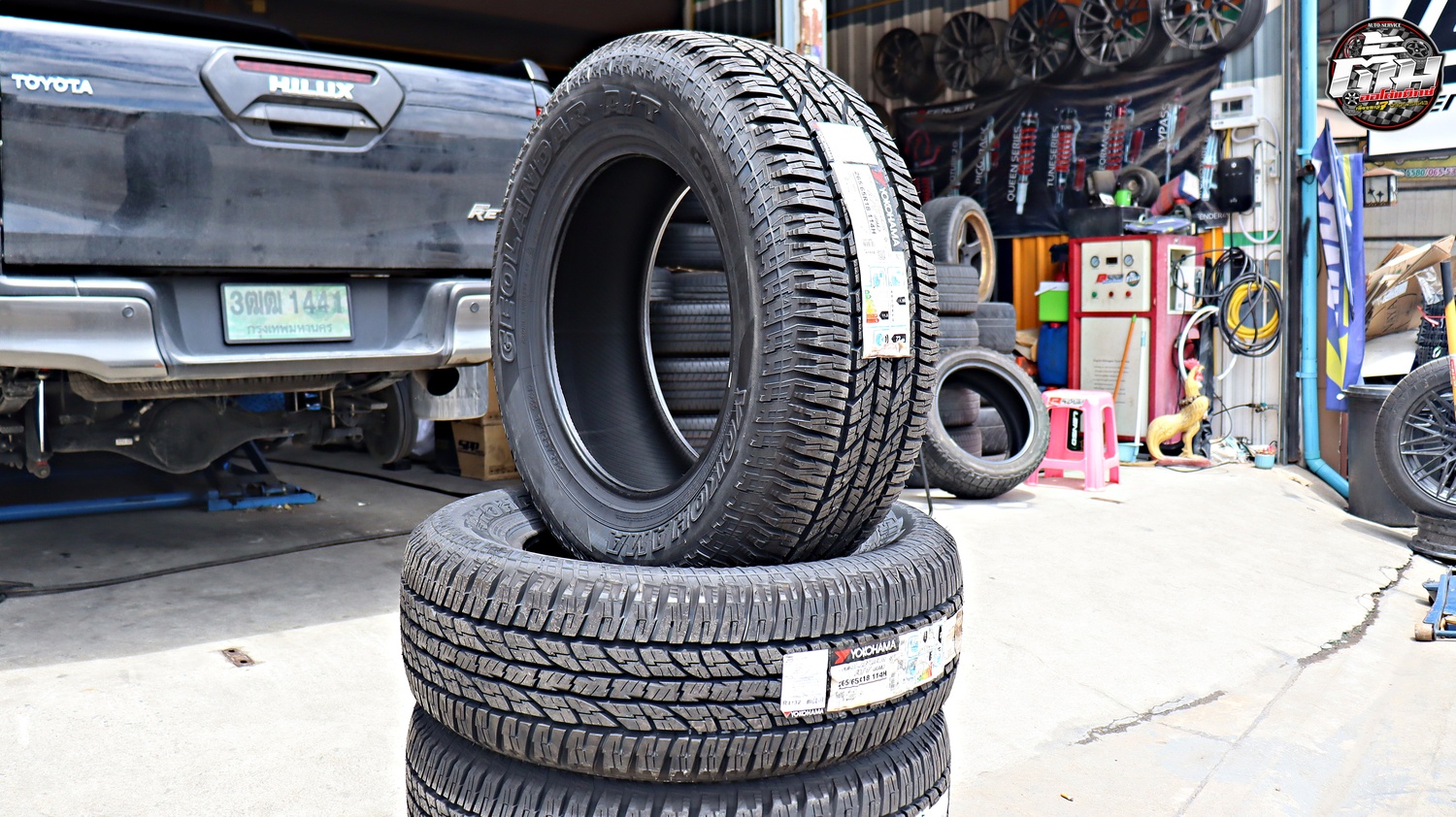TOYOTA REVO ROCCO เปลี่ยนยาง YOKOHAMA GEOLANDAR AT G015 265/65R18 114H