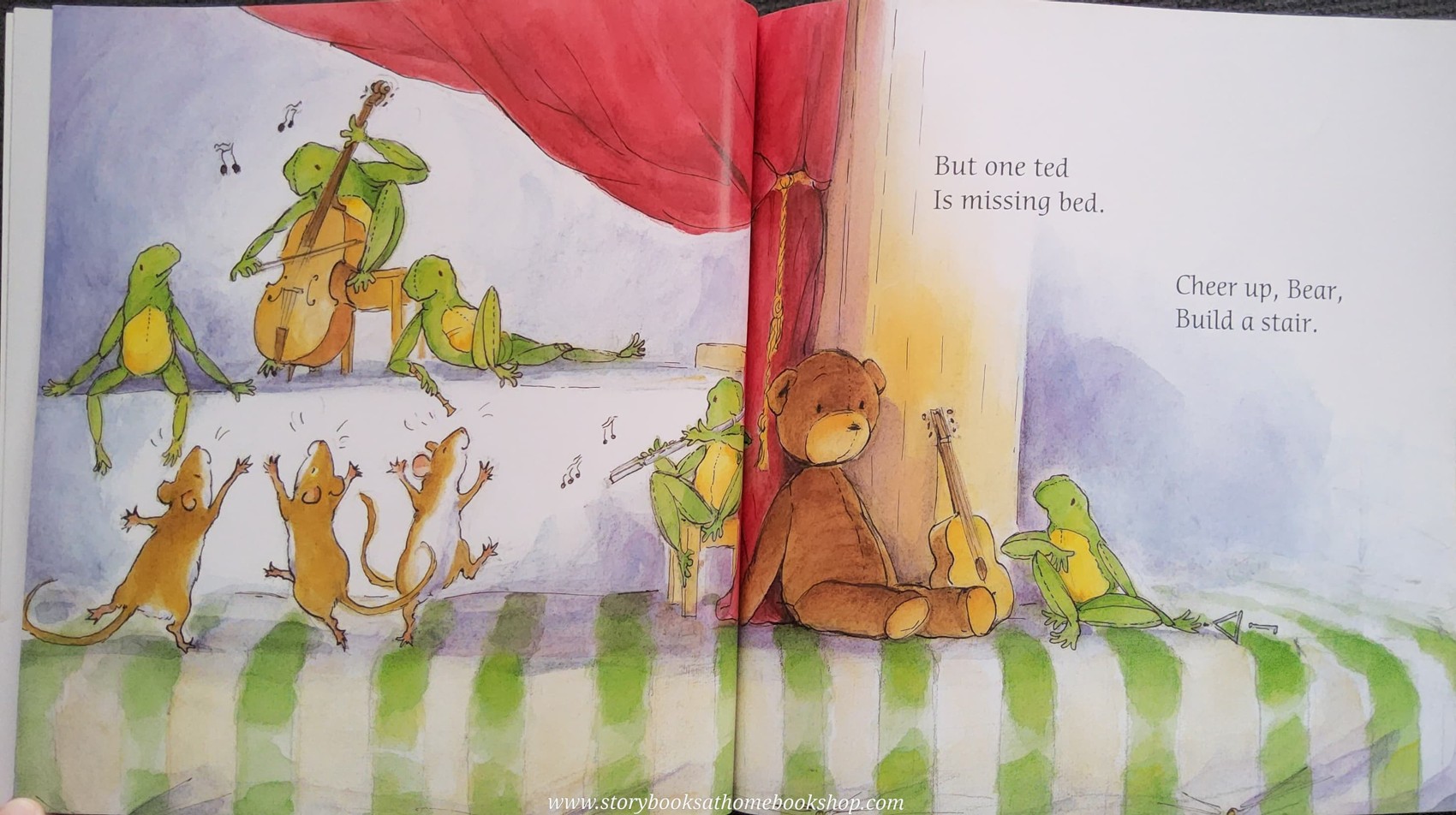 หนังสือนิทานปกอ่อน ** 🍅🍓ONE TED FALLS OUT OF BED BY JULIA DONALDSON