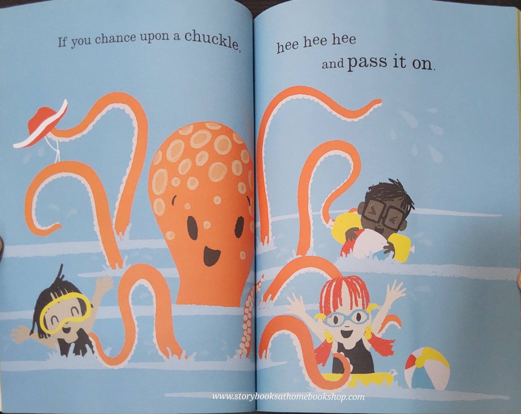 หนังสือนิทานปกอ่อน ** 🍅🍓PASS IT ON BY SOPHY HENN